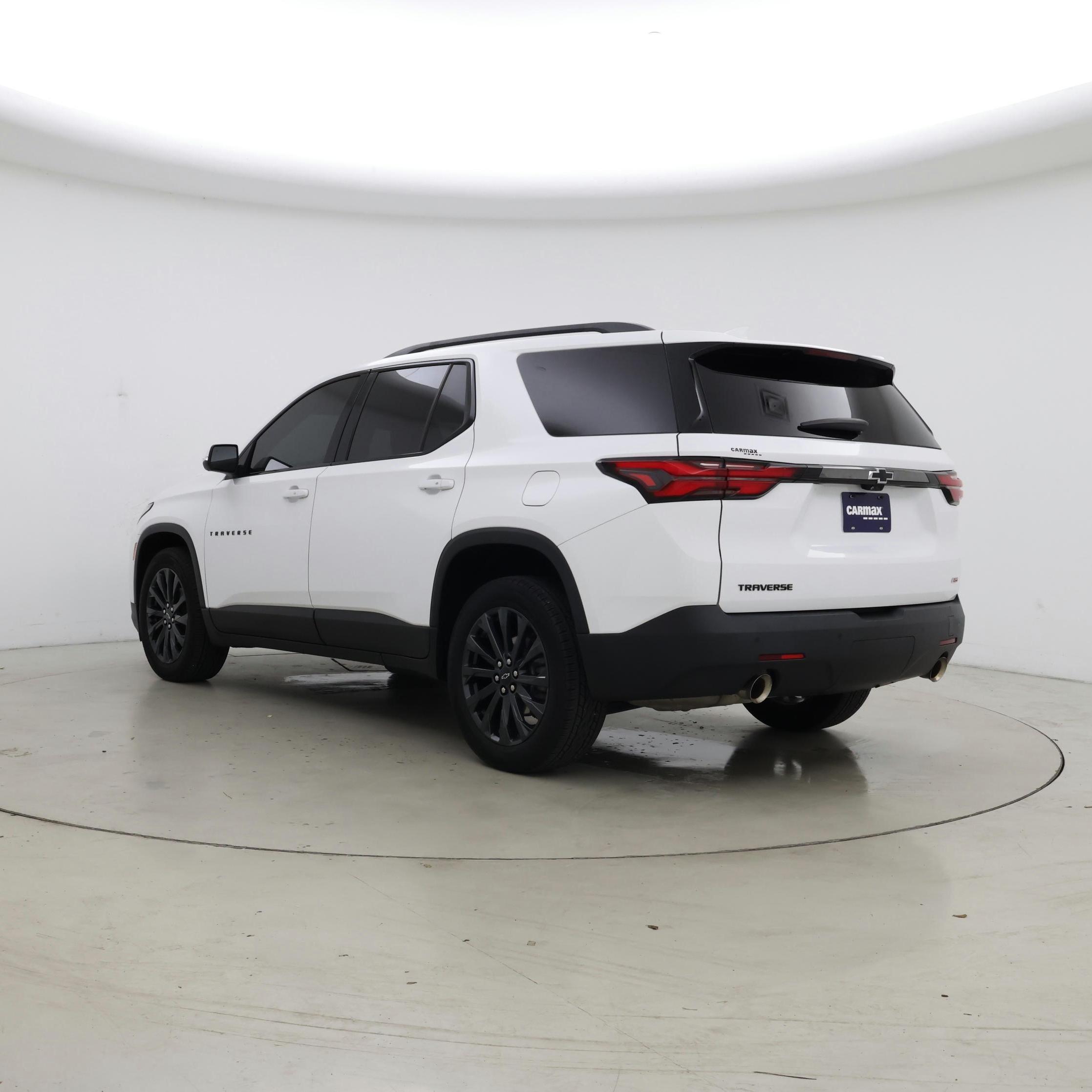 Thumbnail: 2022 Chevrolet Traverse - 2