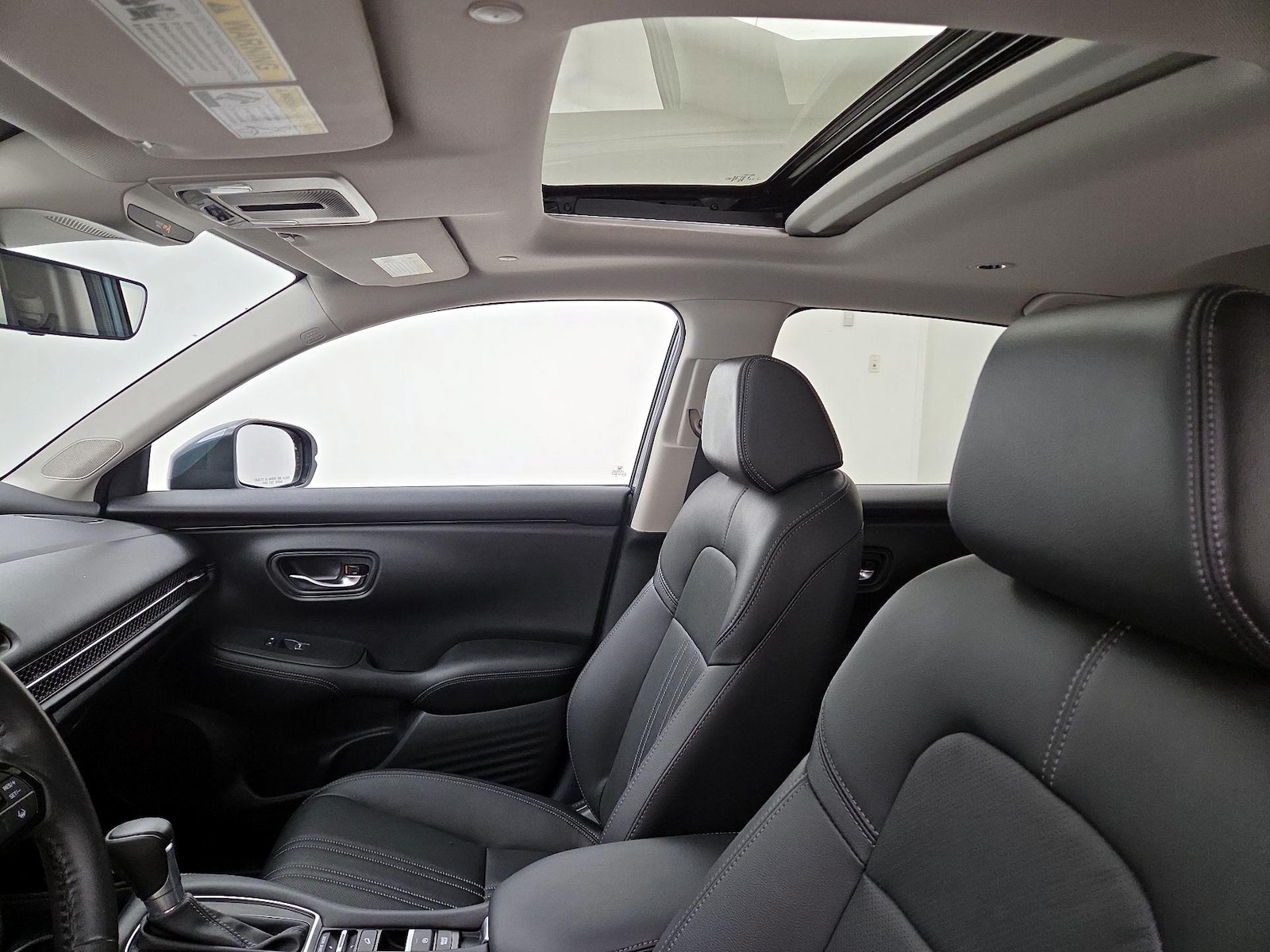 Sunroof(s) & Overhead Airbags