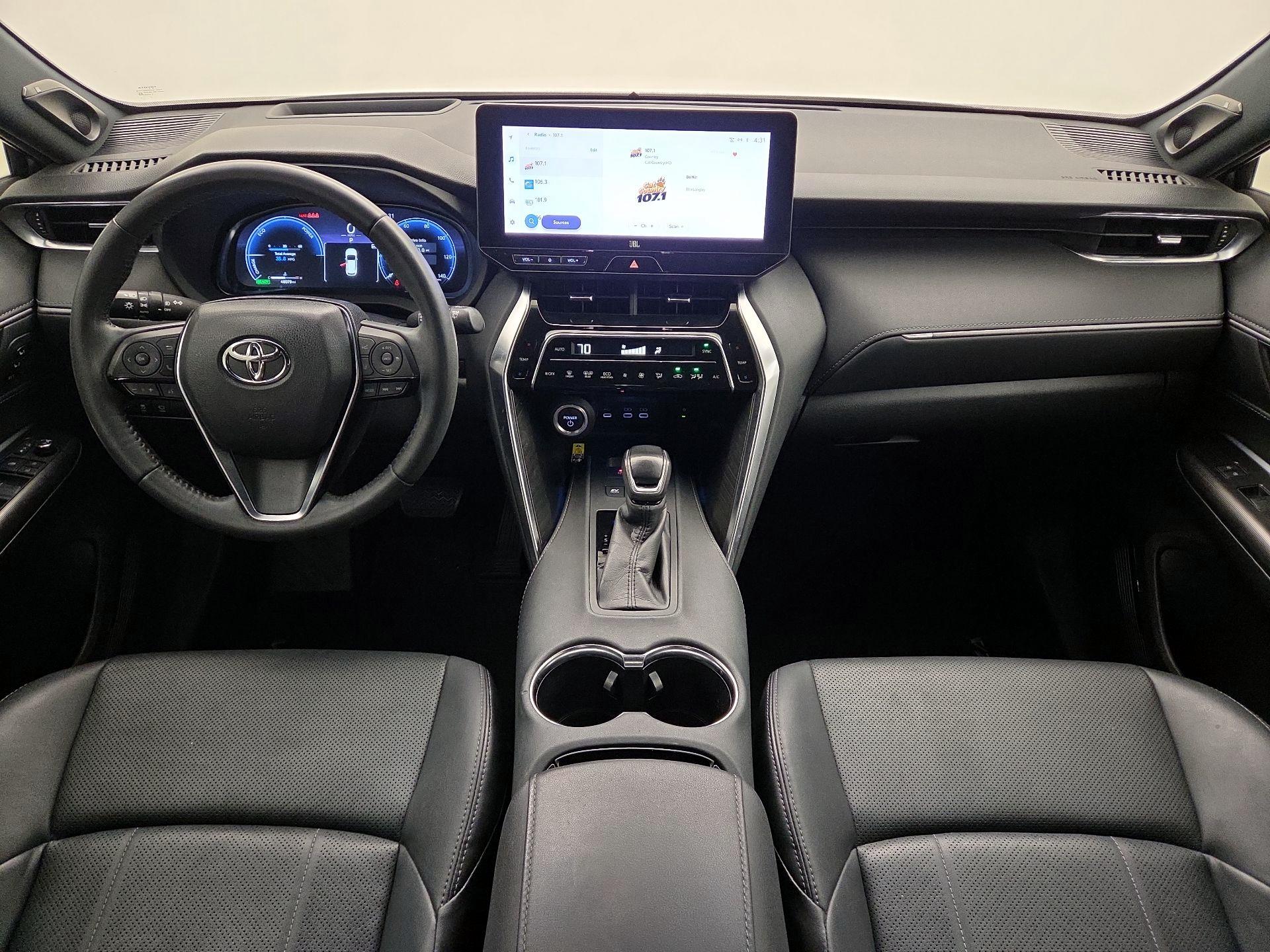 Thumbnail: 2023 Toyota Venza - 9