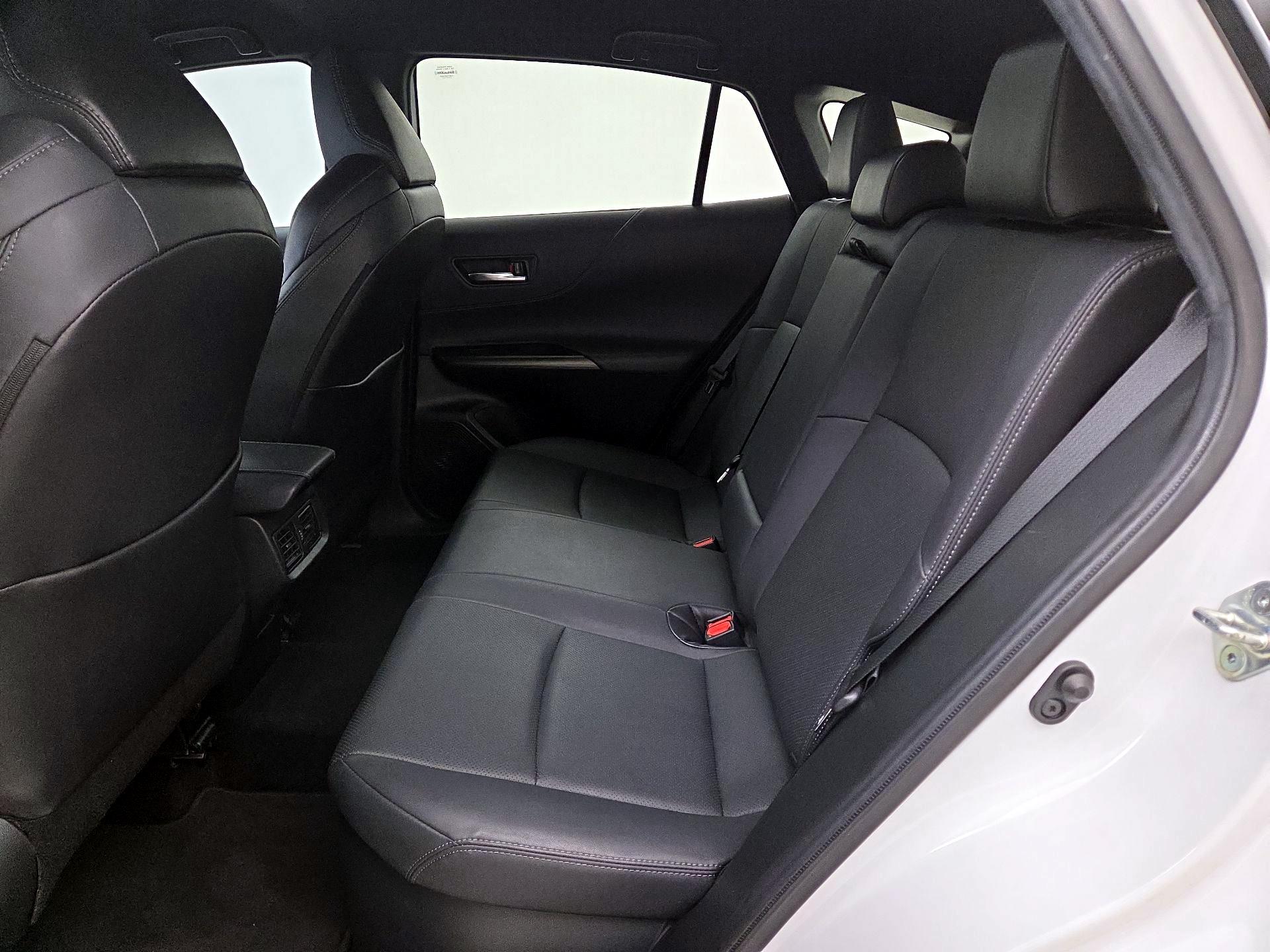 Thumbnail: 2023 Toyota Venza - 19