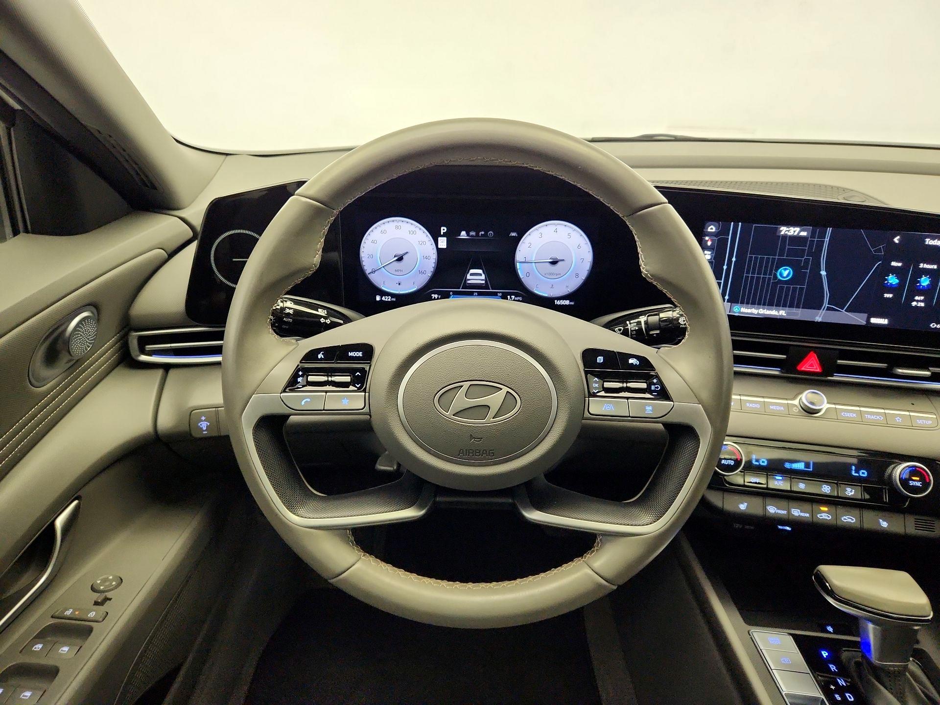 Thumbnail: 2025 Hyundai Elantra - 10