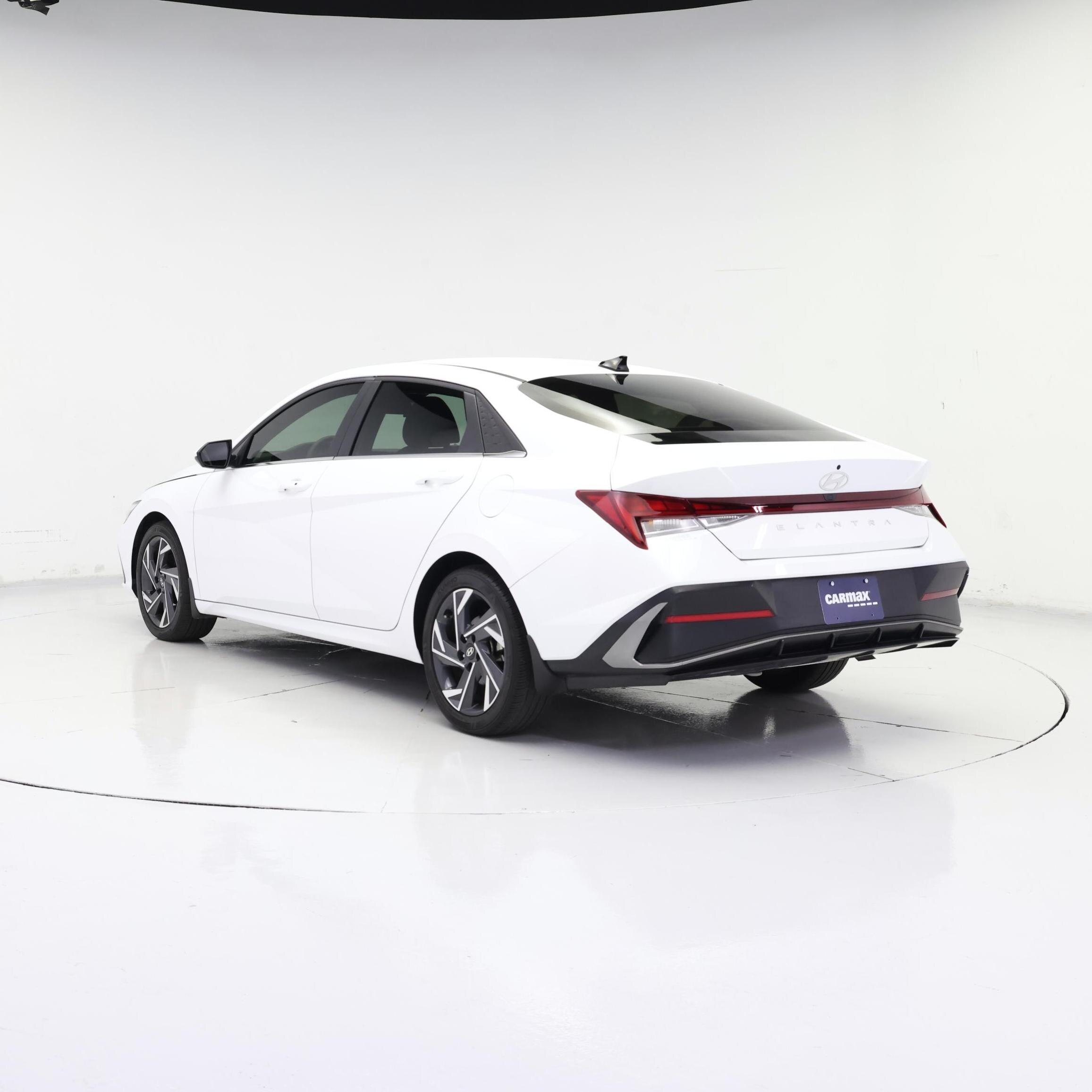 Thumbnail: 2025 Hyundai Elantra - 2