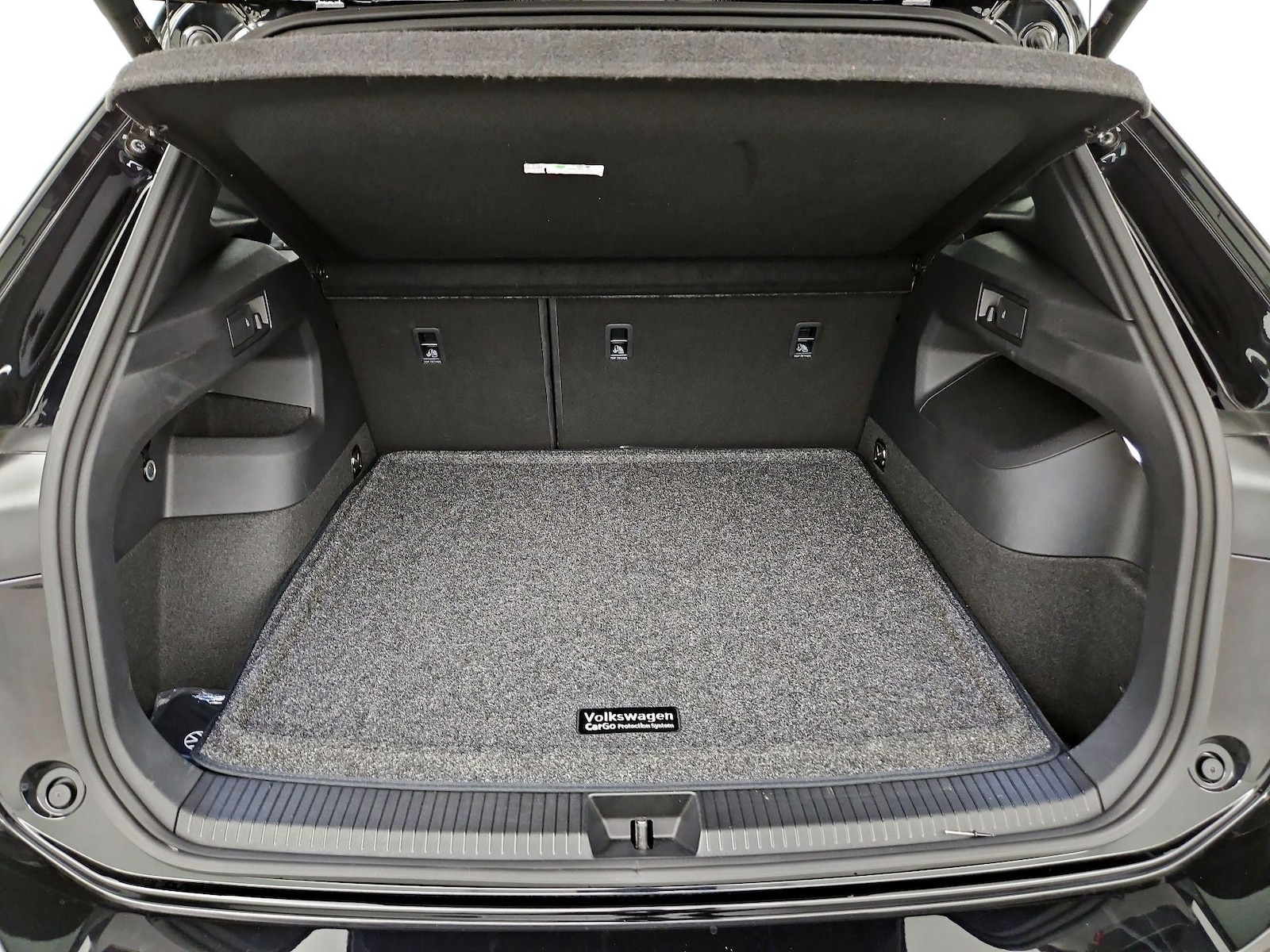 2025 Volkswagen Tiguan SEL R-LINE - Photo 23