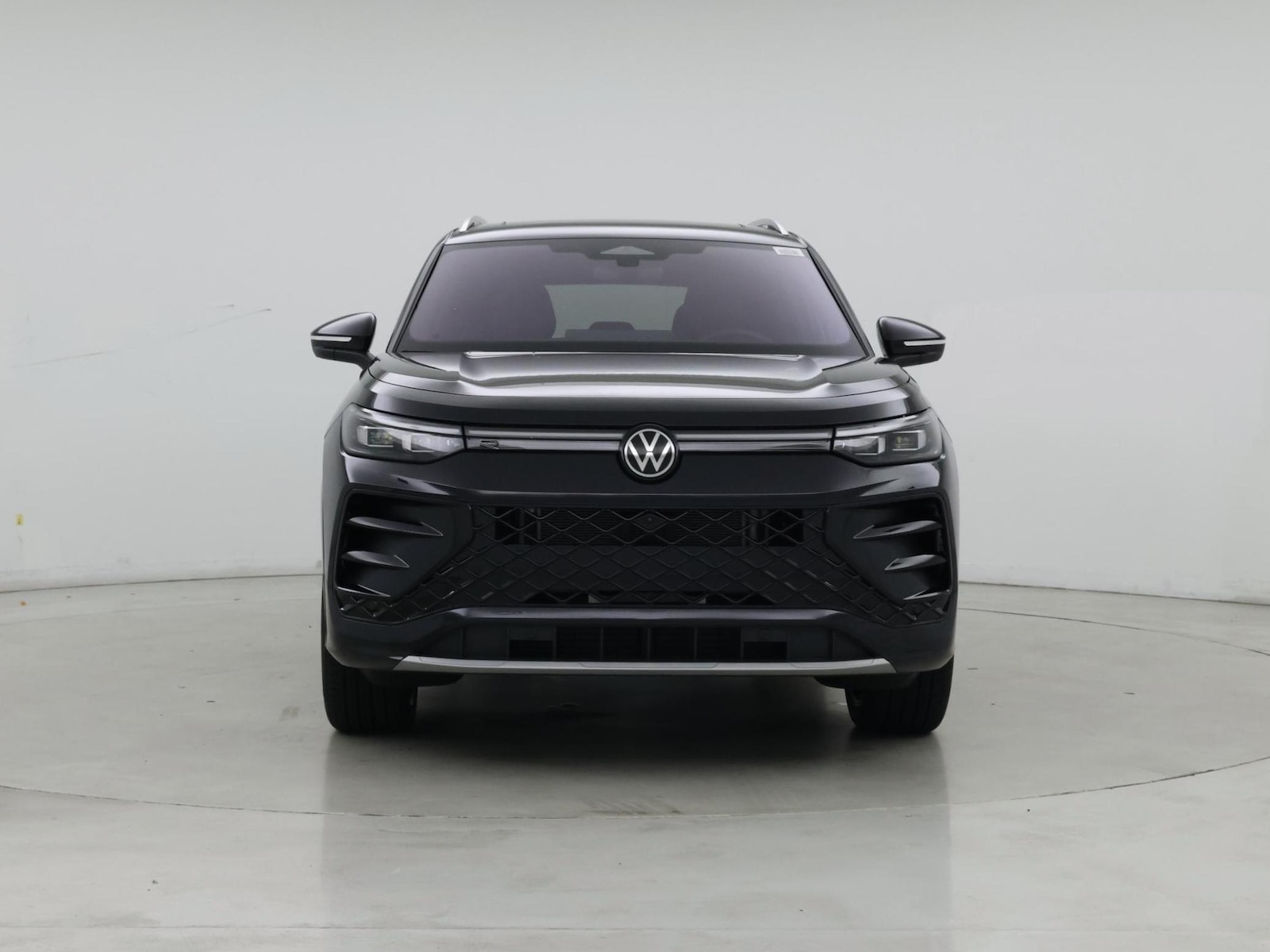 2025 Volkswagen Tiguan SEL R-LINE - Photo 6