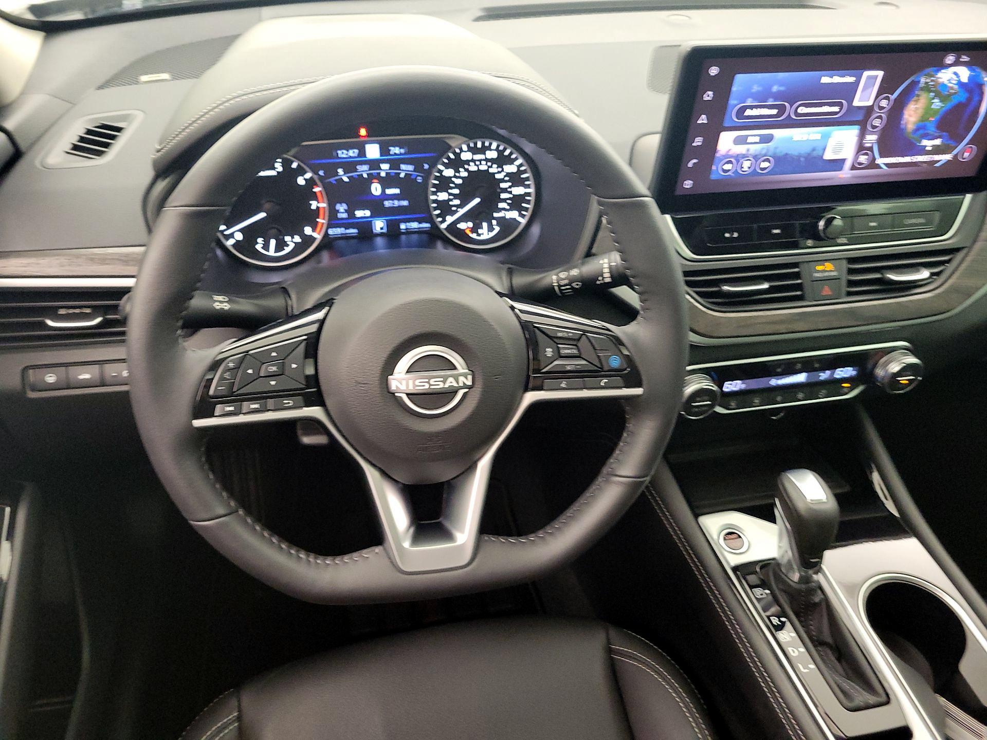 Thumbnail: 2024 Nissan Altima - 10