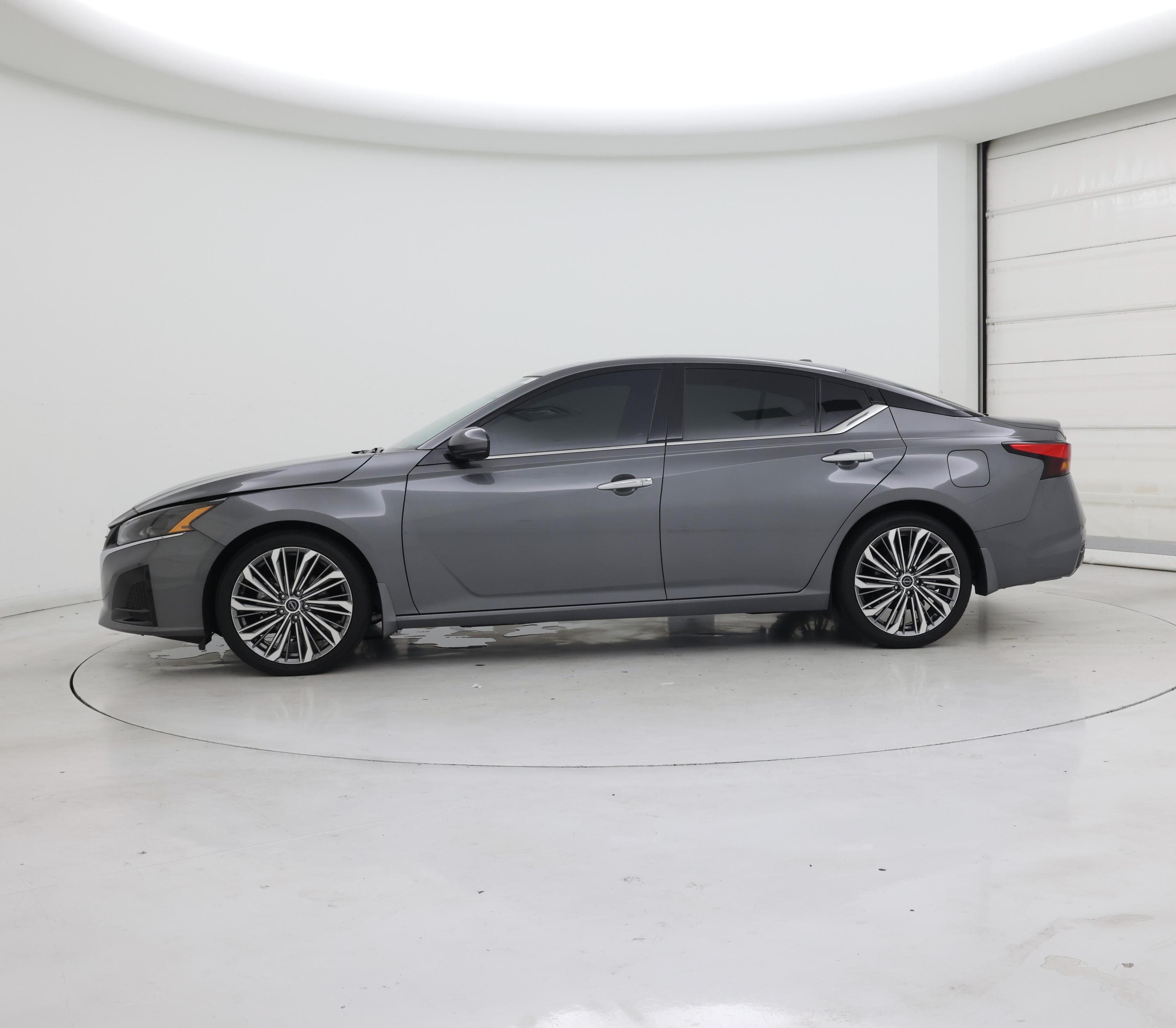 Thumbnail: 2024 Nissan Altima - 3