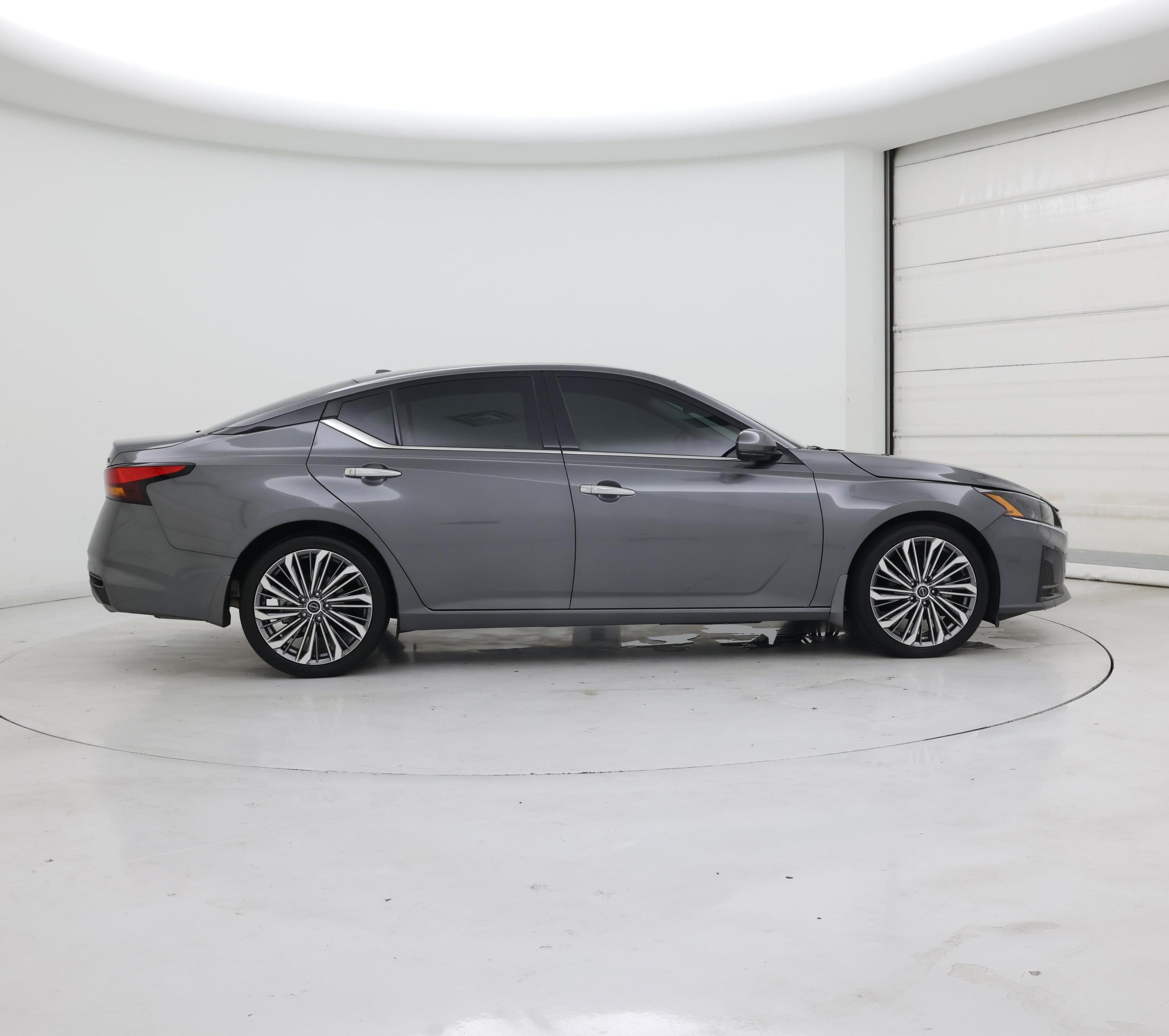 Thumbnail: 2024 Nissan Altima - 7