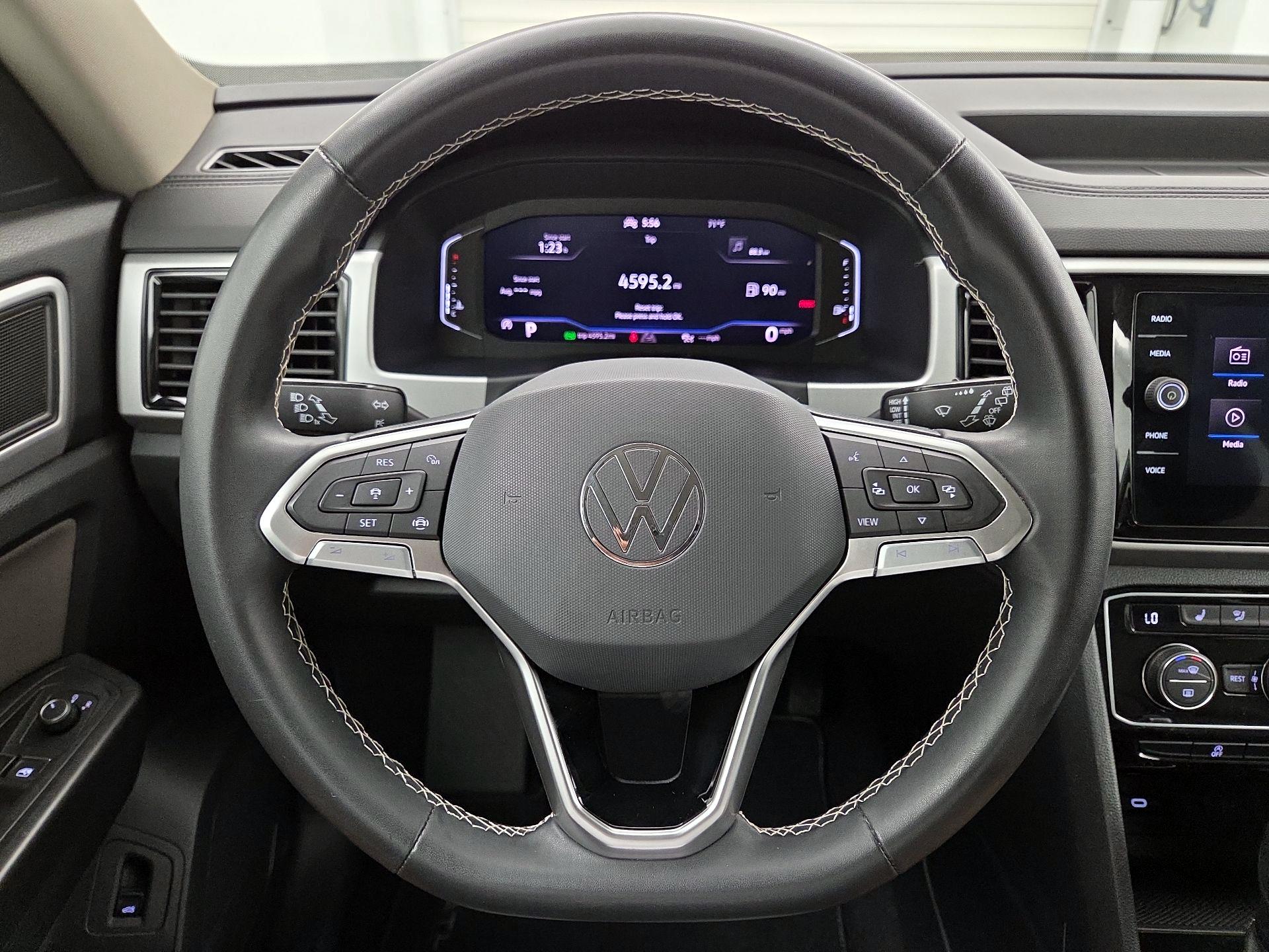 Thumbnail: 2023 Volkswagen Atlas - 10