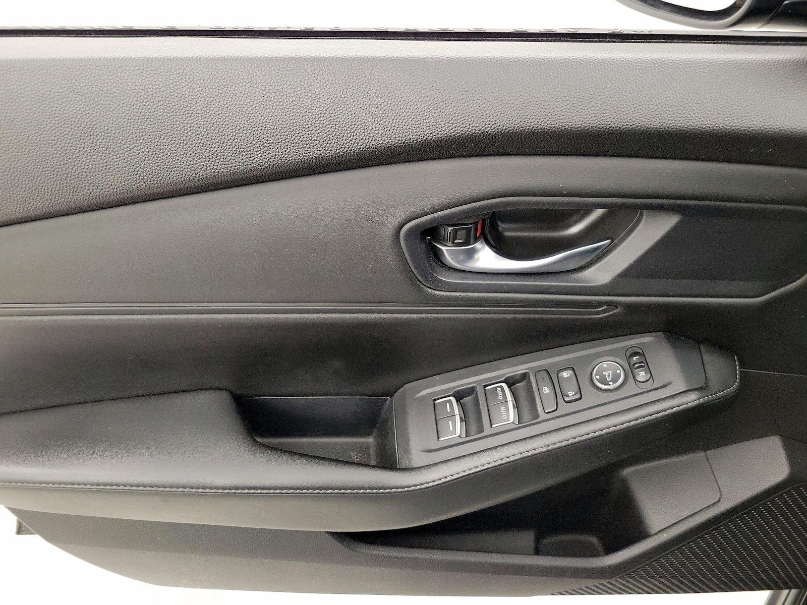 2024 Honda Accord Hybrid Sport - Photo 13