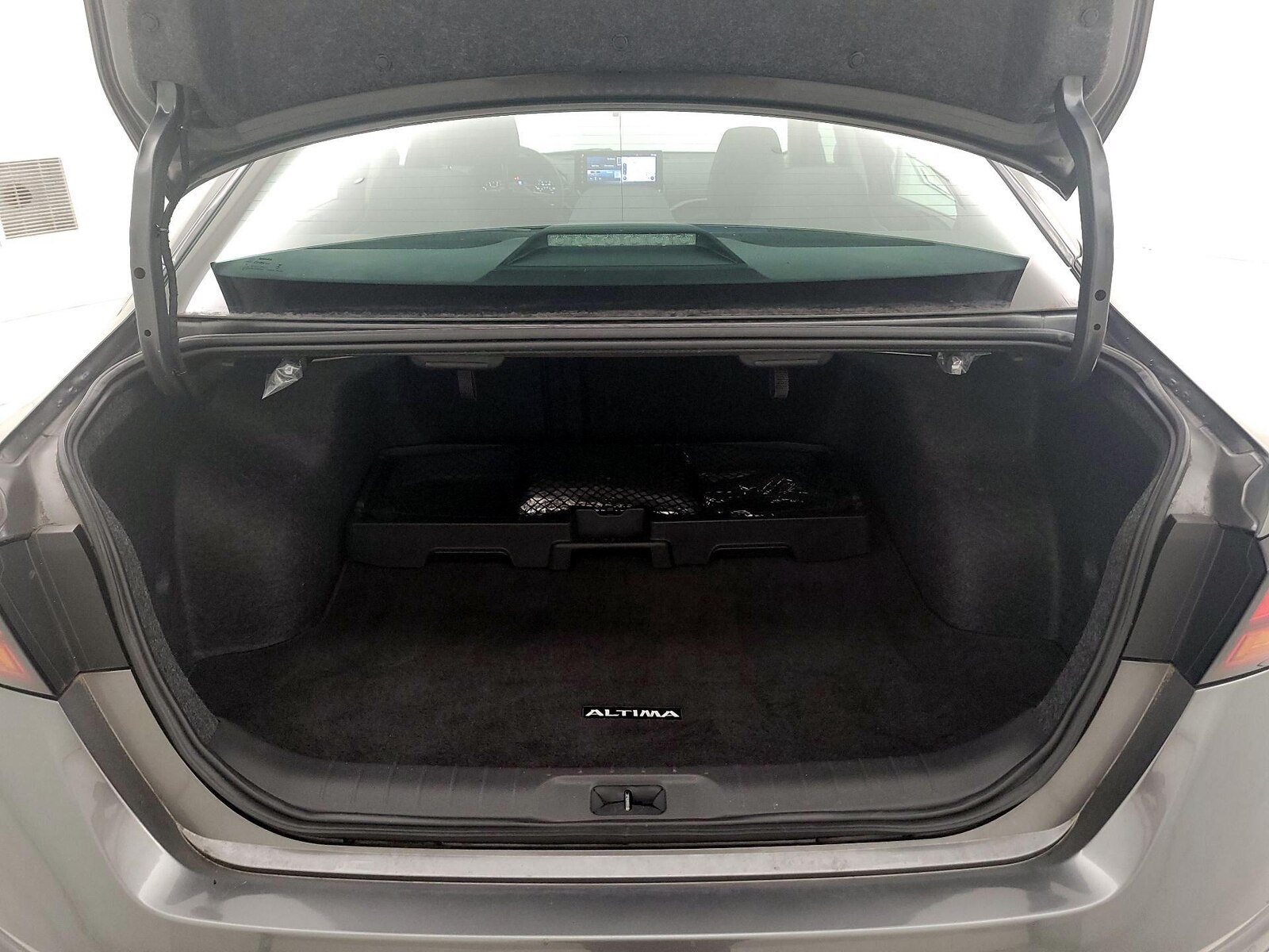 2024 Nissan Altima SV - Photo 23