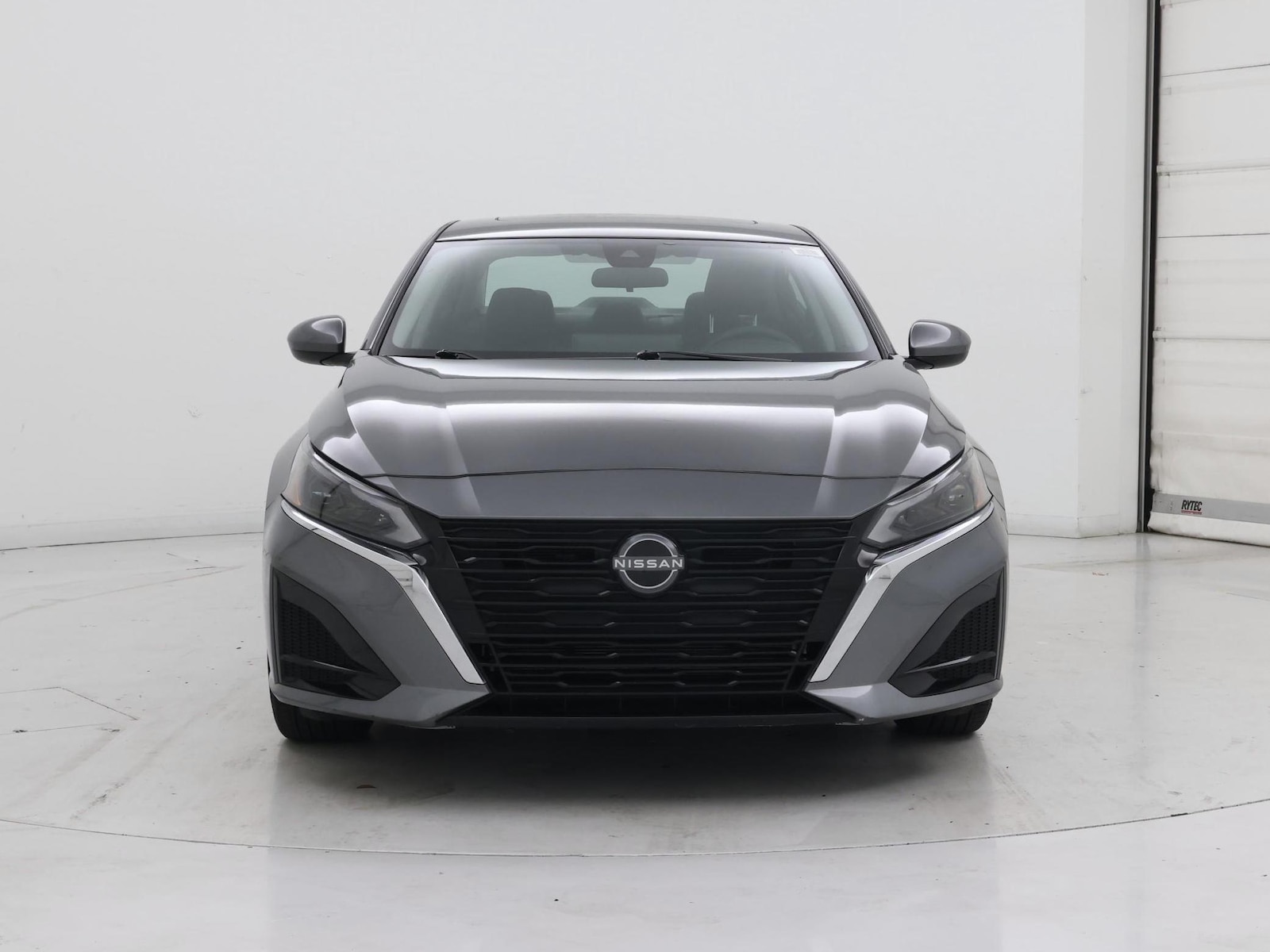 2024 Nissan Altima SV - Photo 6