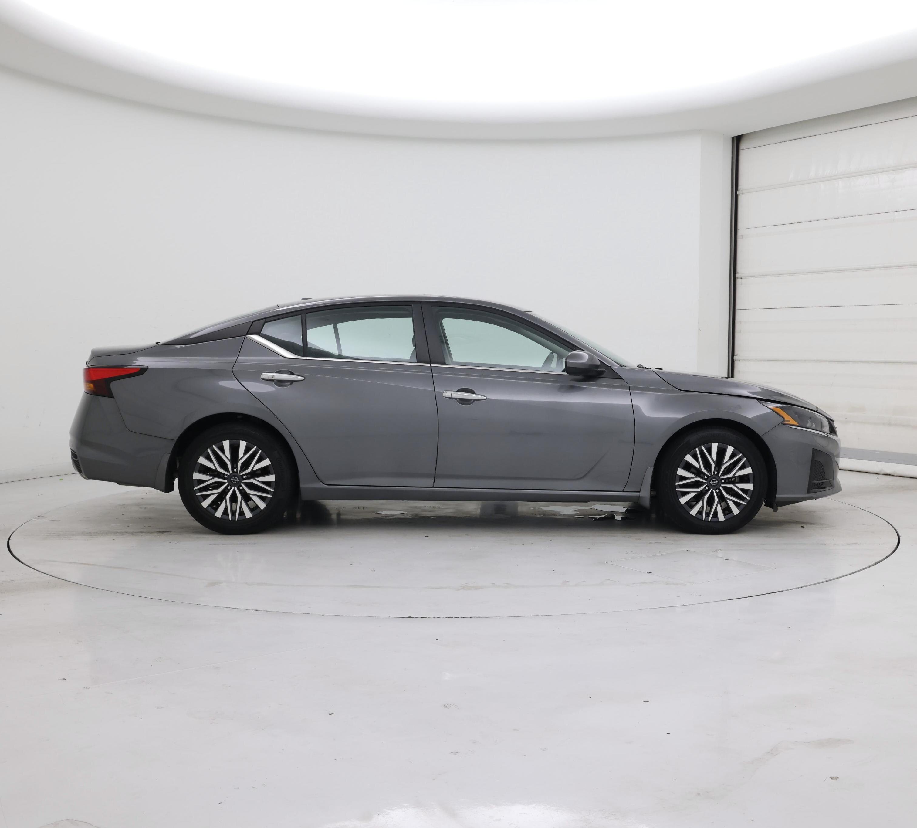 Thumbnail: 2024 Nissan Altima - 7