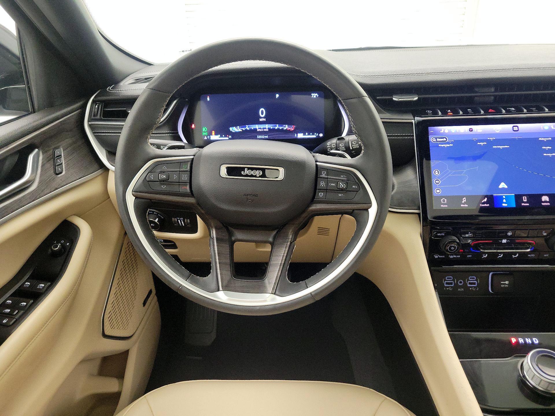 Thumbnail: 2023 Jeep Grand Cherokee - 10