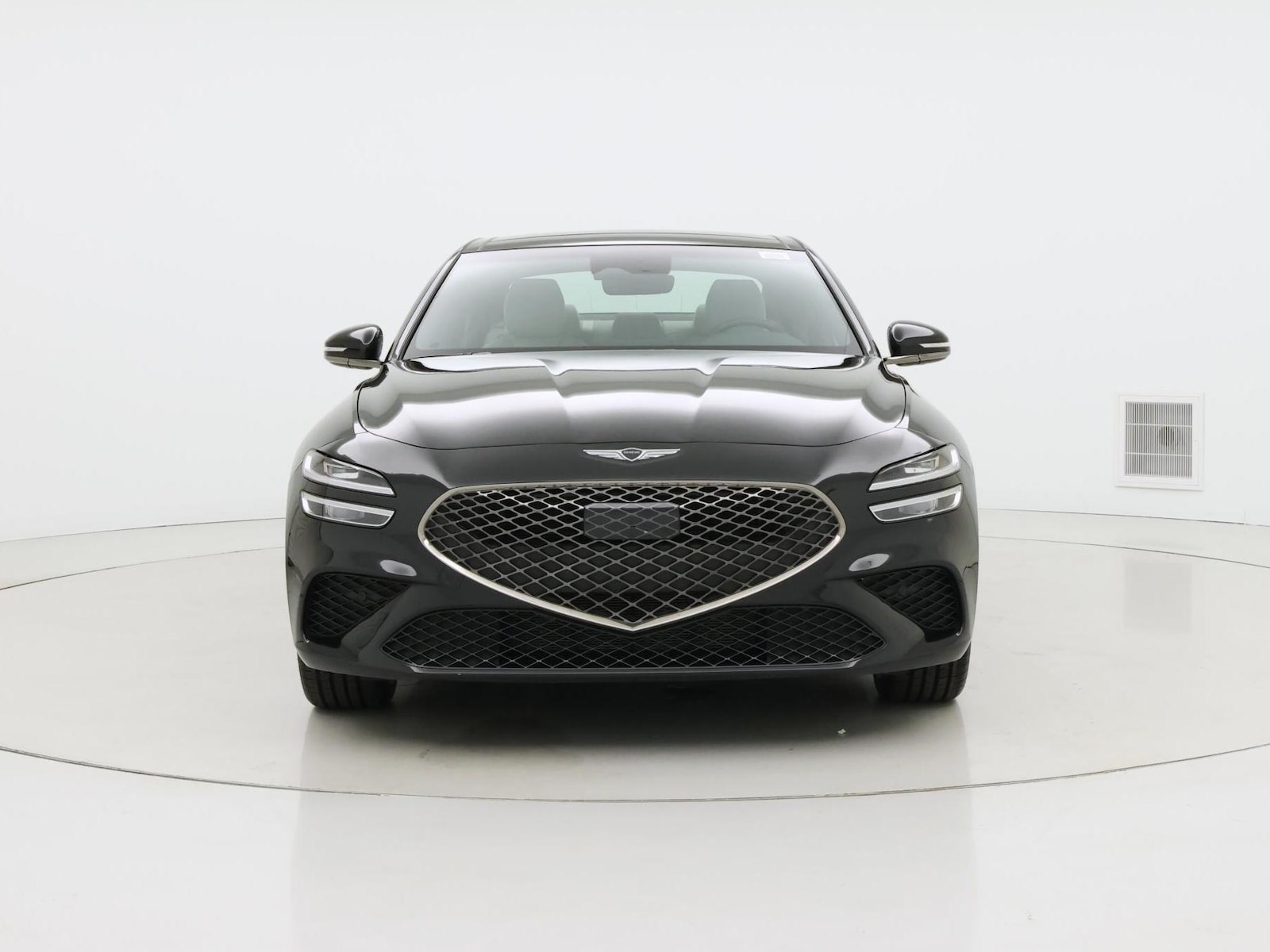2024 GENESIS G70 Standard - Photo 6