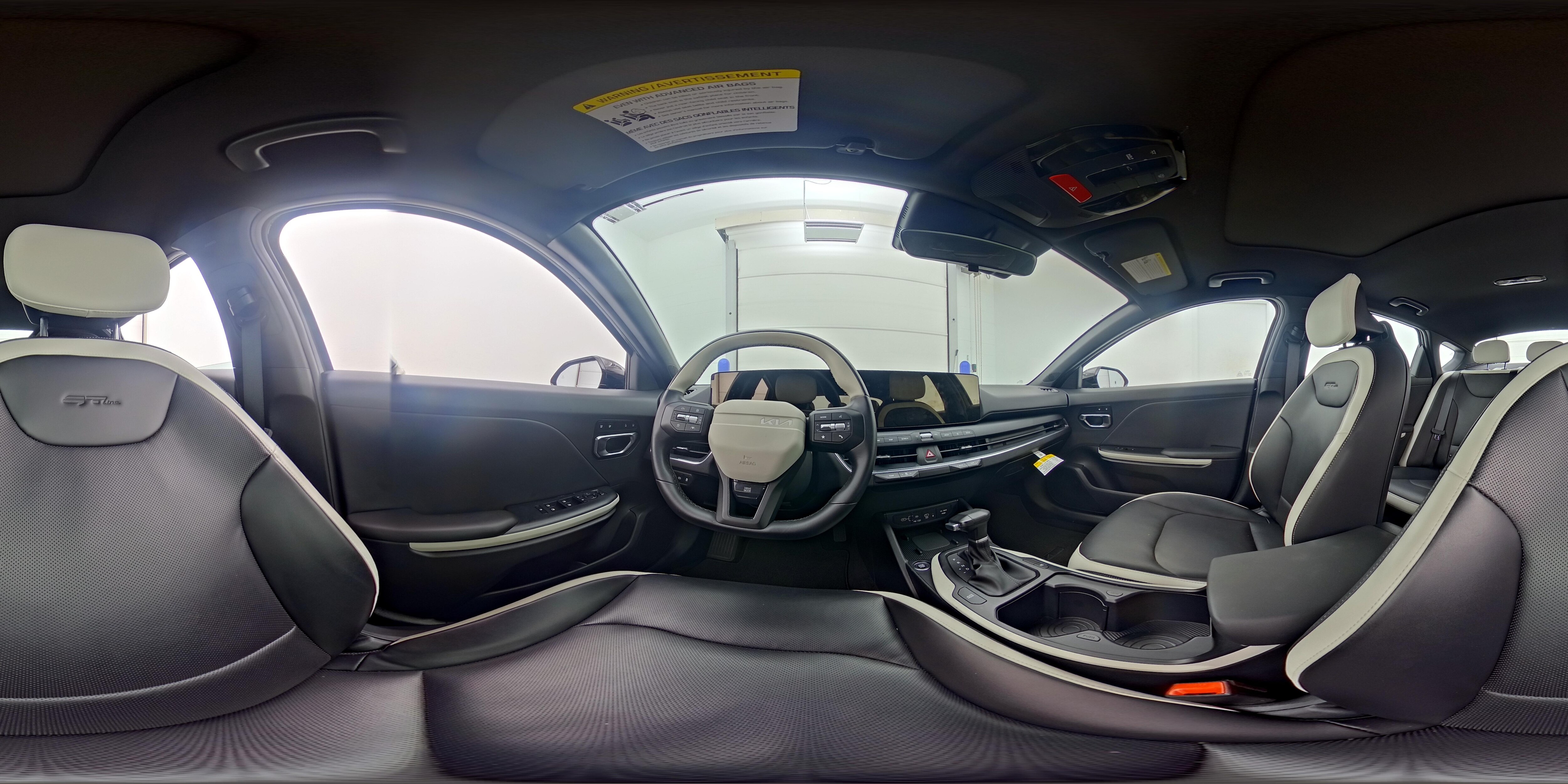 2025 Kia K4 GT-Line - Photo 28