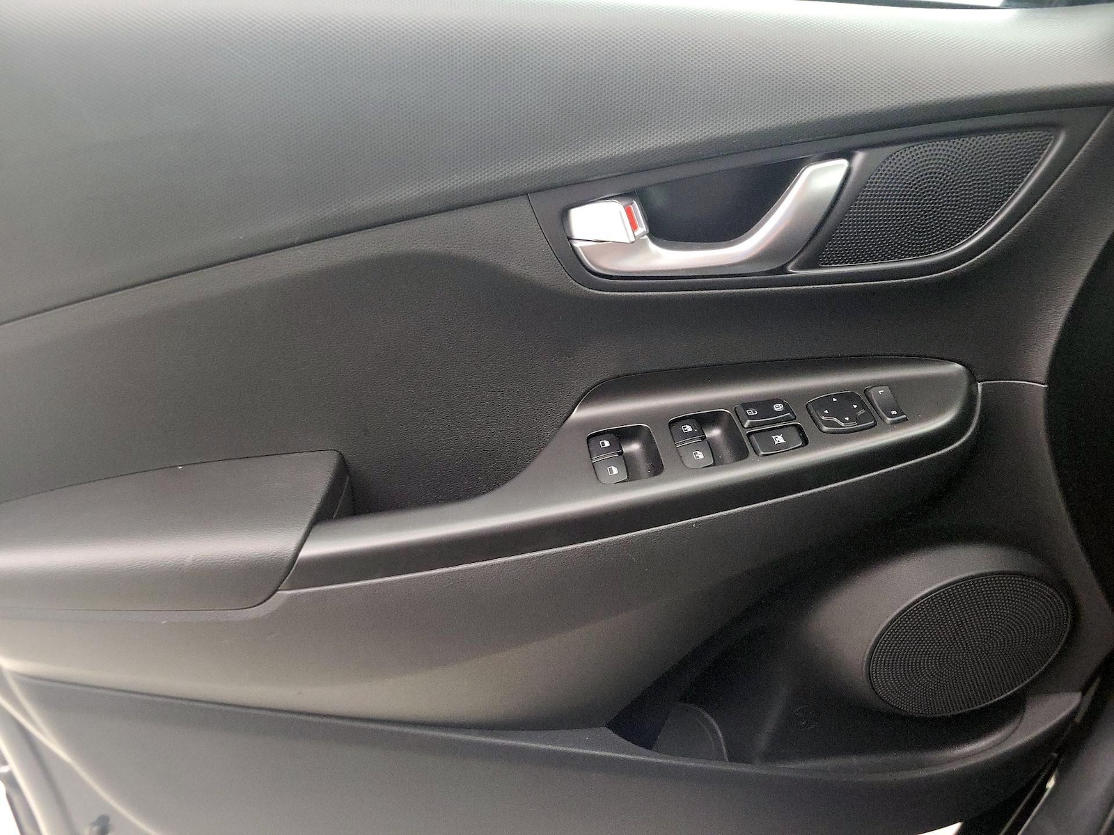 2023 Hyundai Kona SEL - Photo 13