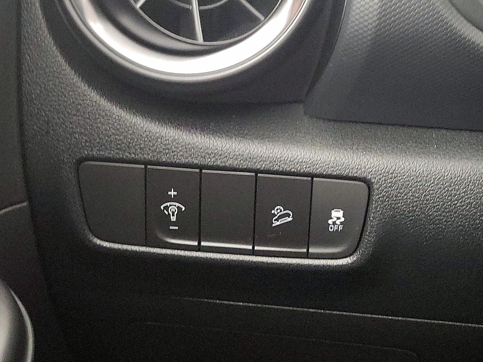 2023 Hyundai Kona SEL - Photo 14