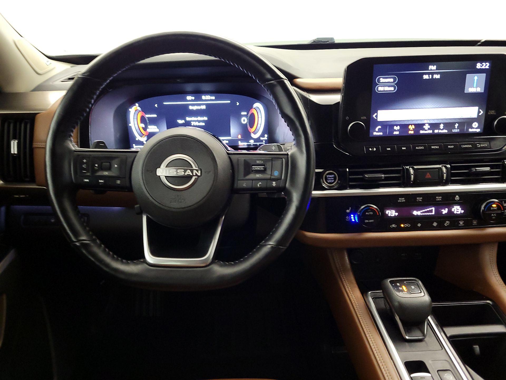 Thumbnail: 2023 Nissan Pathfinder - 10