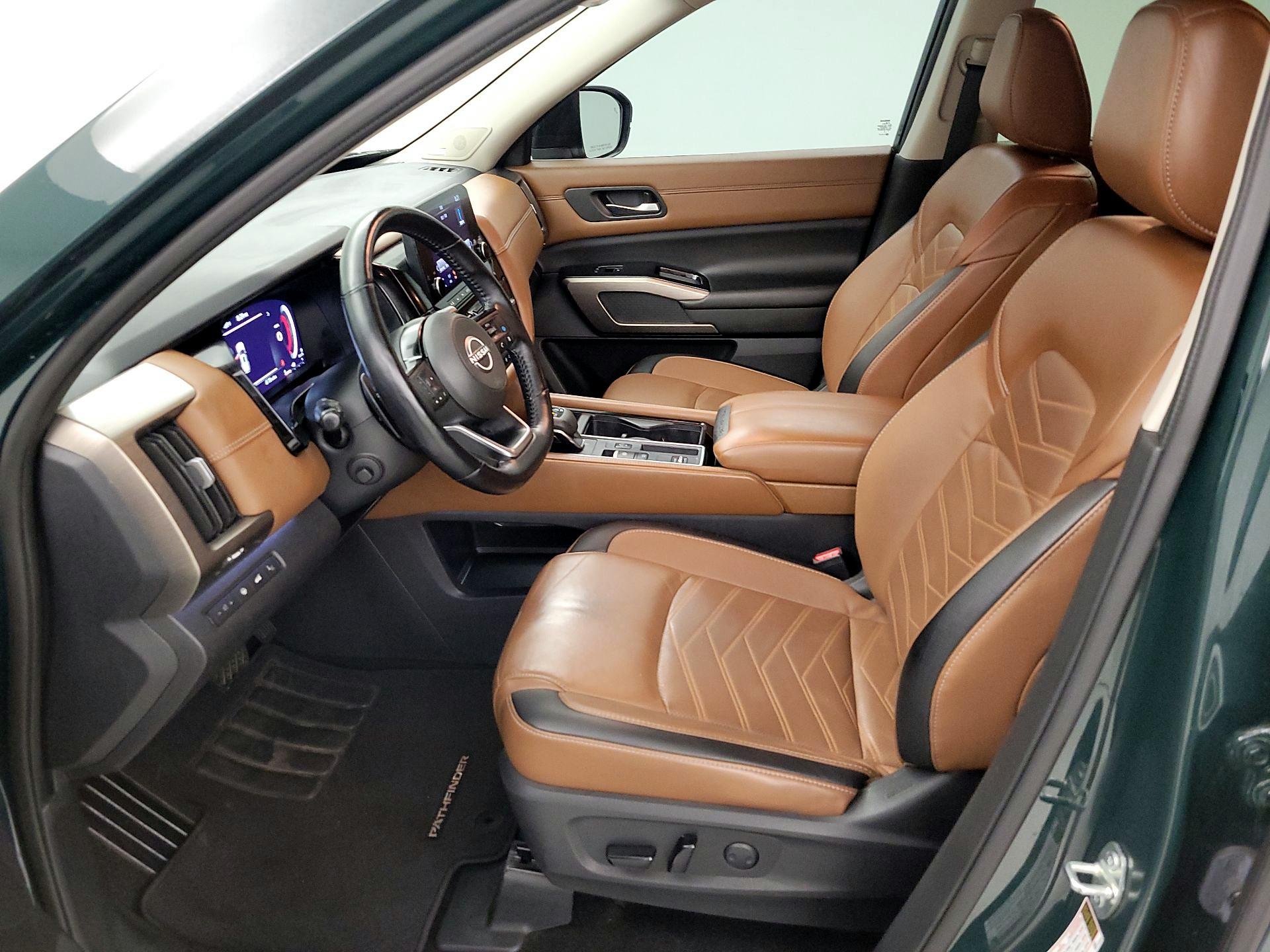 Thumbnail: 2023 Nissan Pathfinder - 11