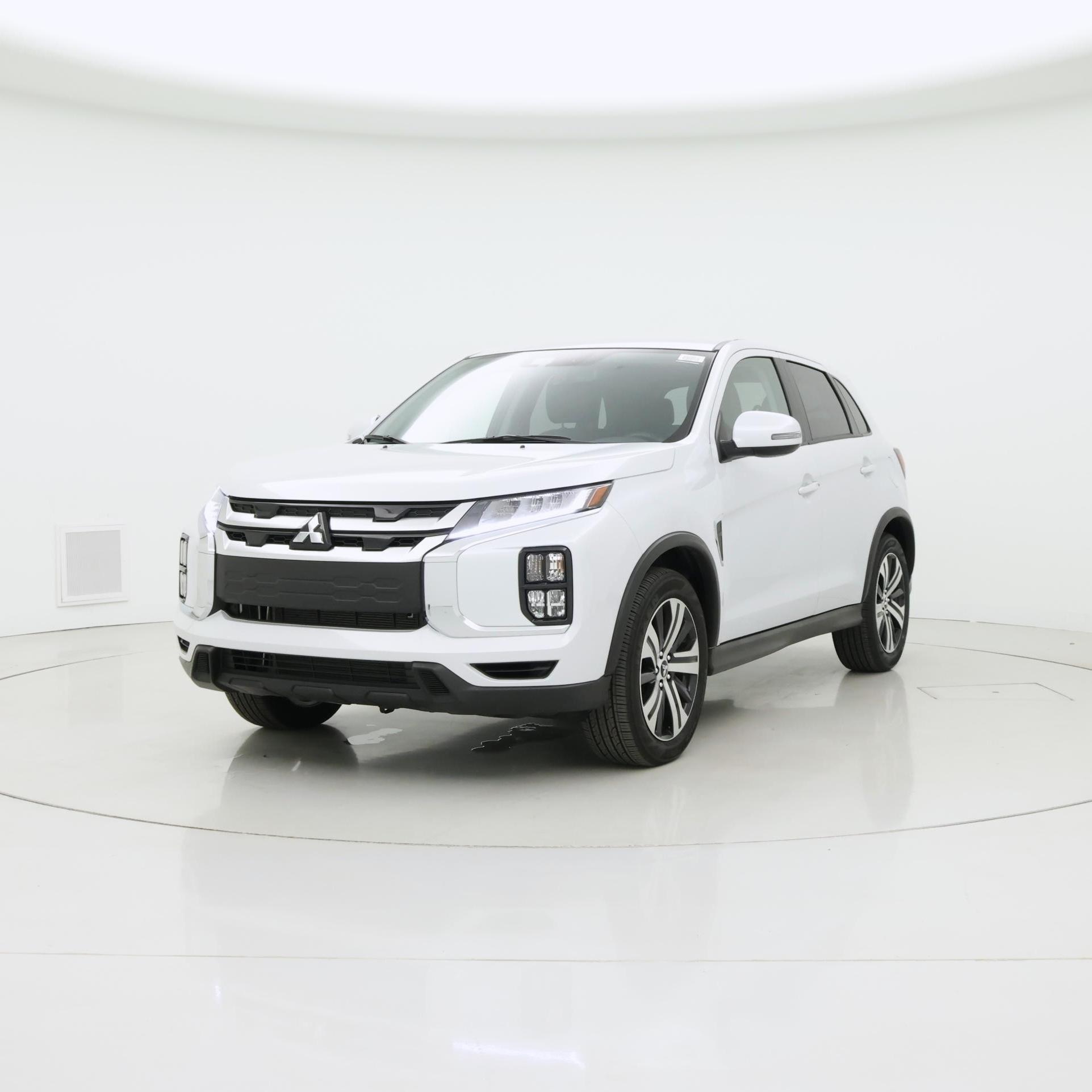Thumbnail: 2026 Mitsubishi Outlander Sport - 4