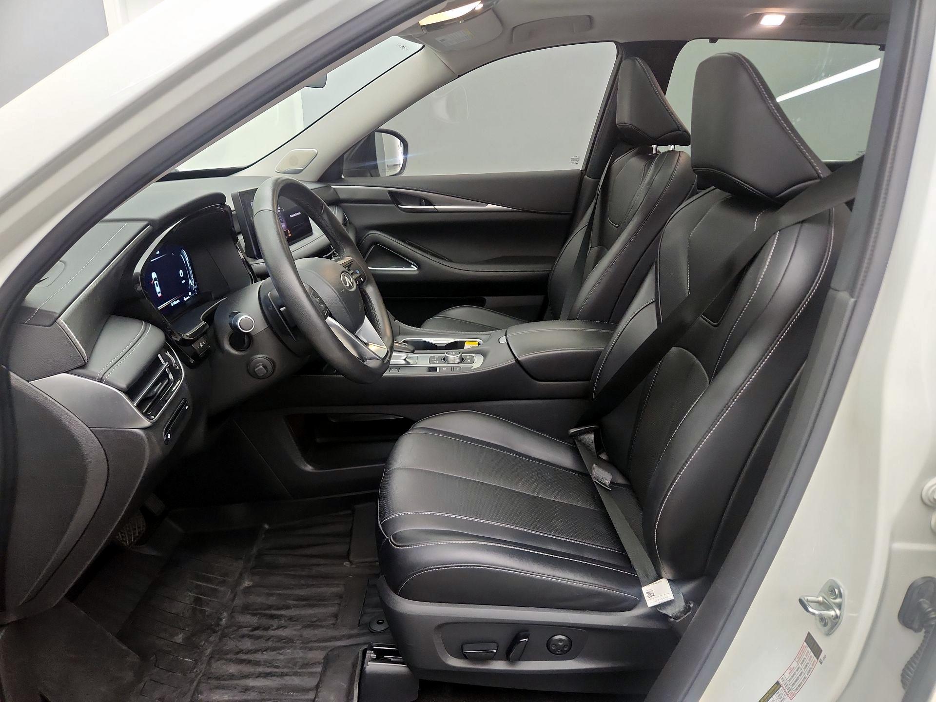 Thumbnail: 2024 INFINITI QX60 - 11