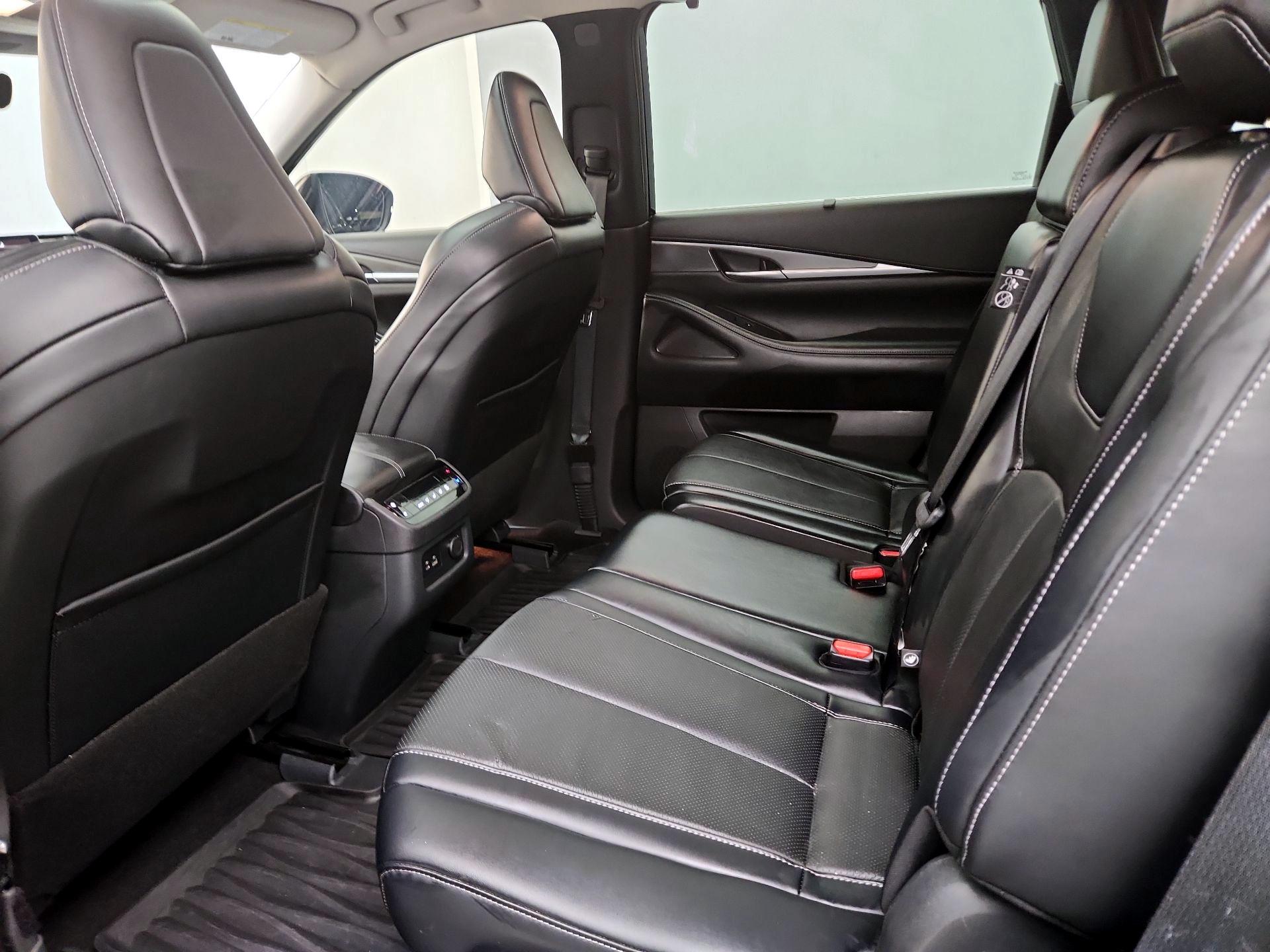 Thumbnail: 2023 INFINITI QX60 - 20