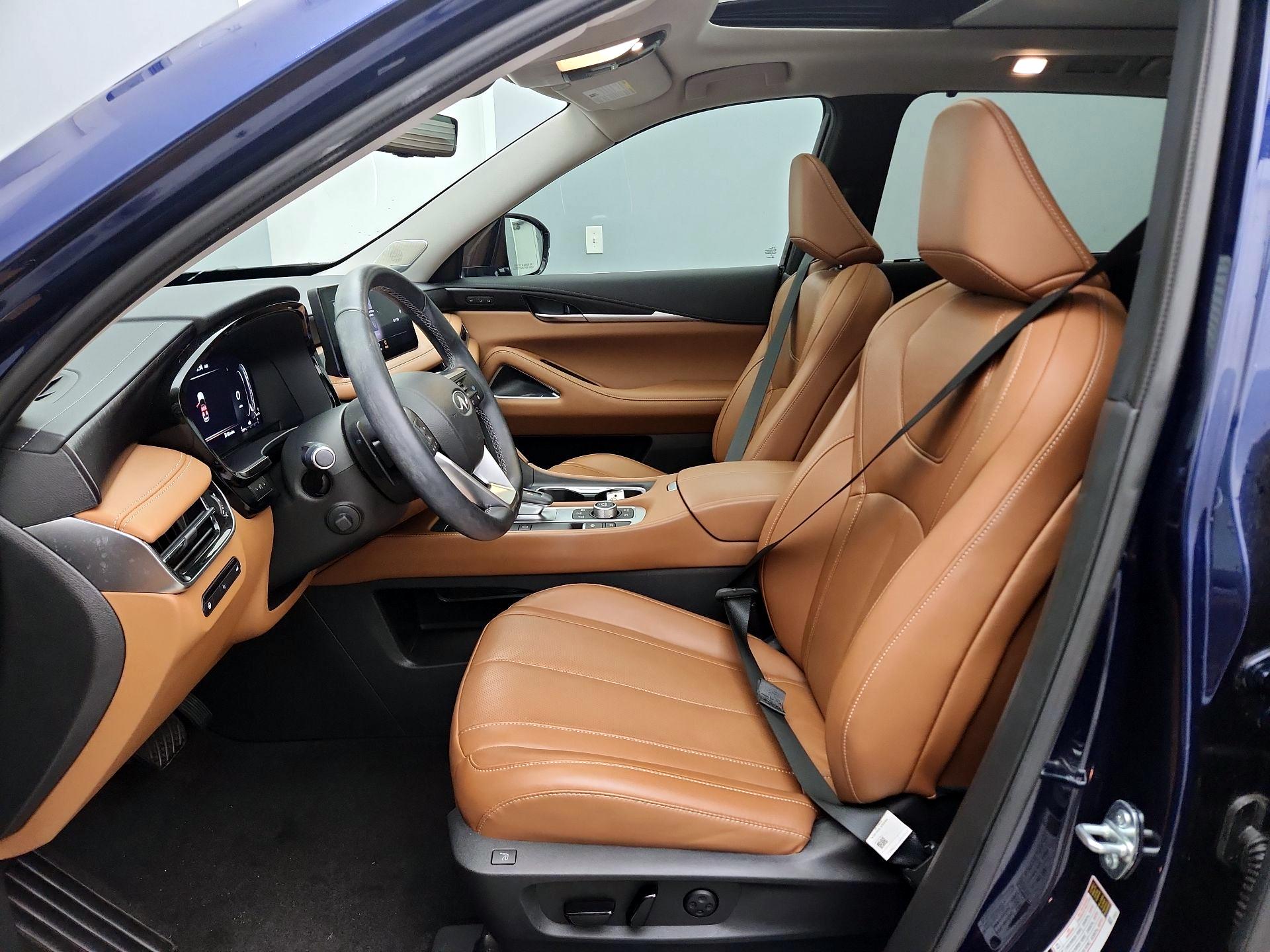 Thumbnail: 2023 INFINITI QX60 - 11