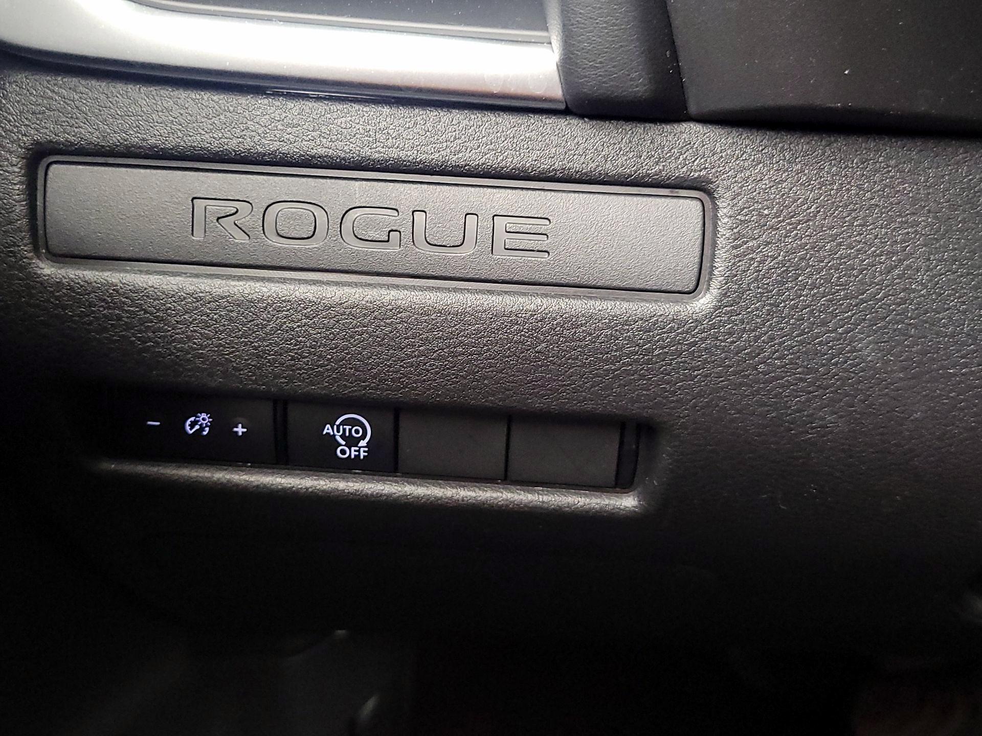 Thumbnail: 2023 Nissan Rogue - 13