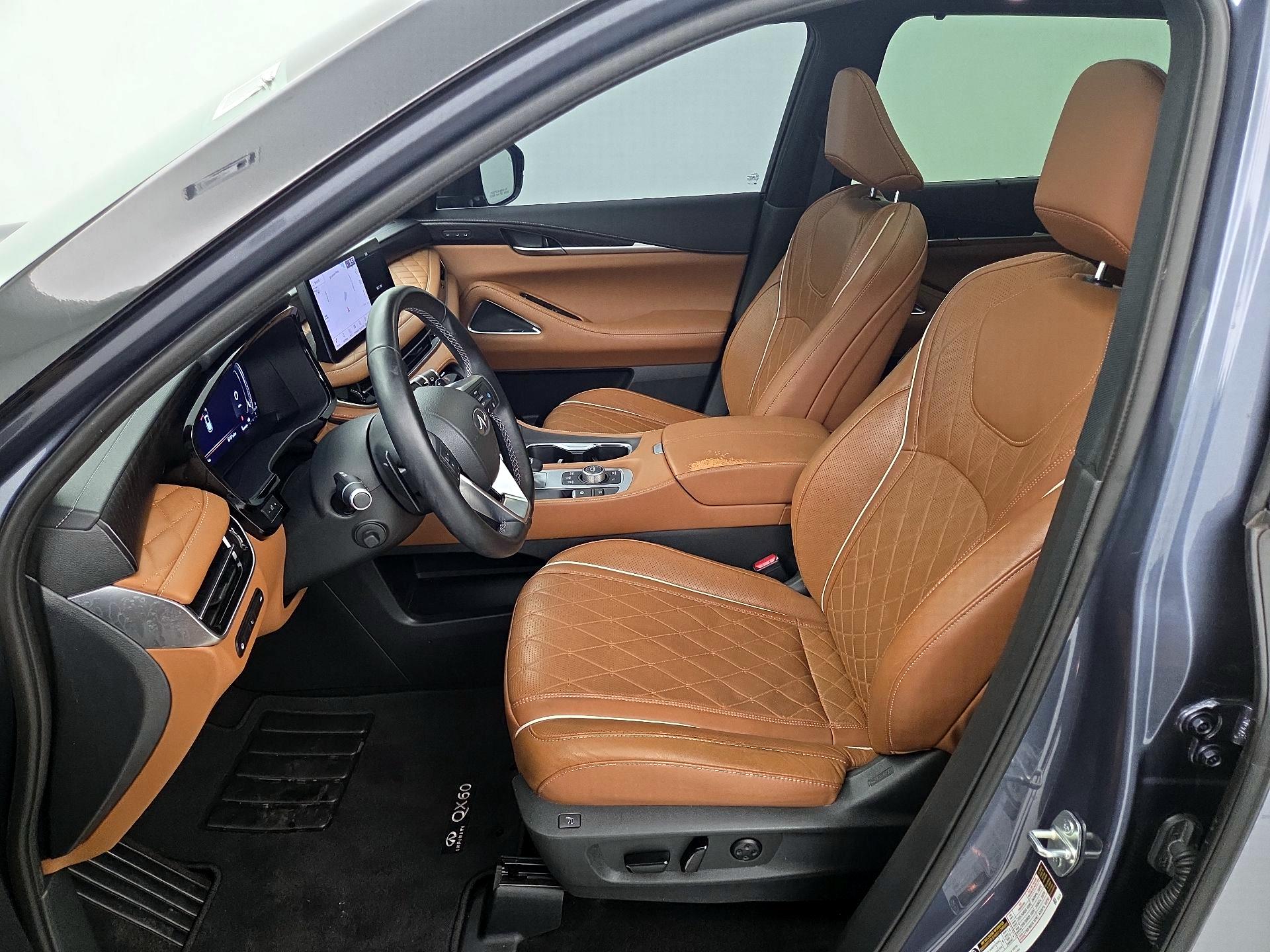 Thumbnail: 2023 INFINITI QX60 - 11