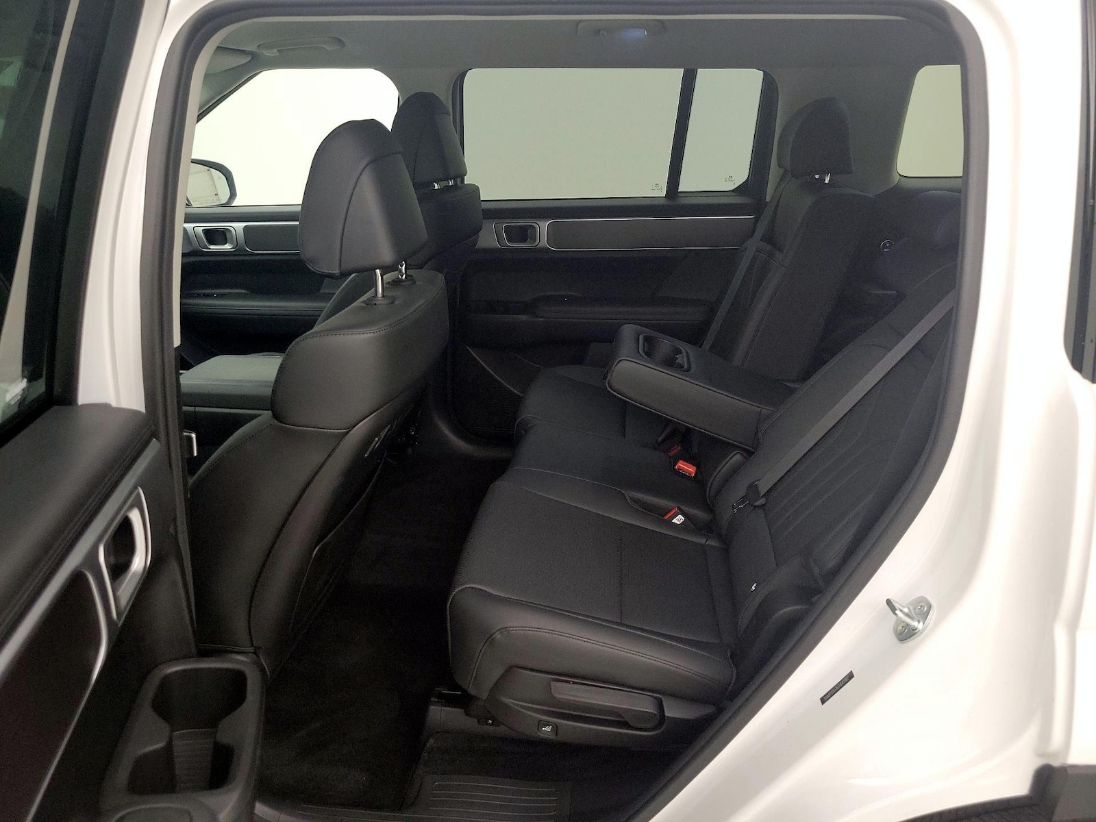 2025 Hyundai Santa Fe SEL - Photo 20