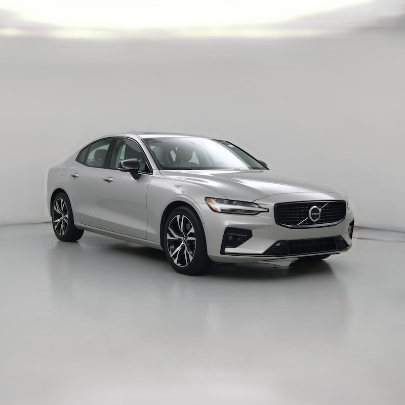 2024 Volvo S60 B5 Plus Dark Theme