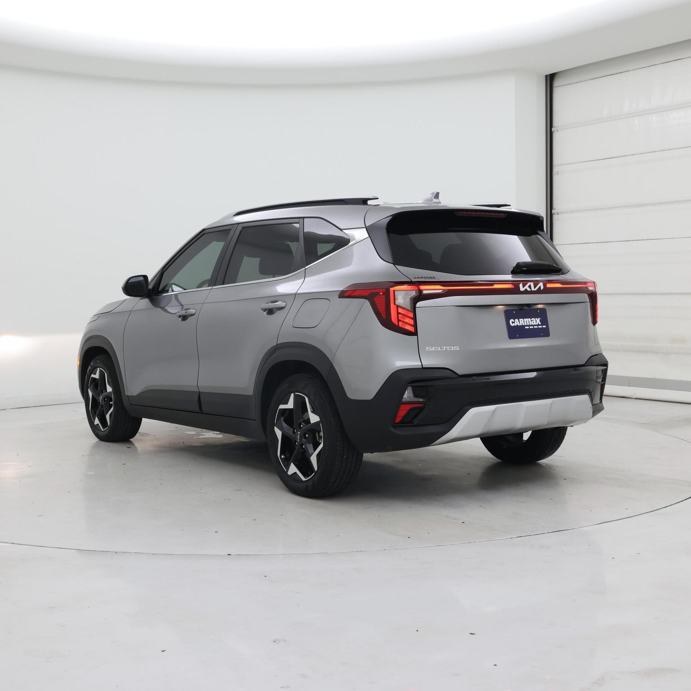 Thumbnail: 2024 Kia Seltos - 2