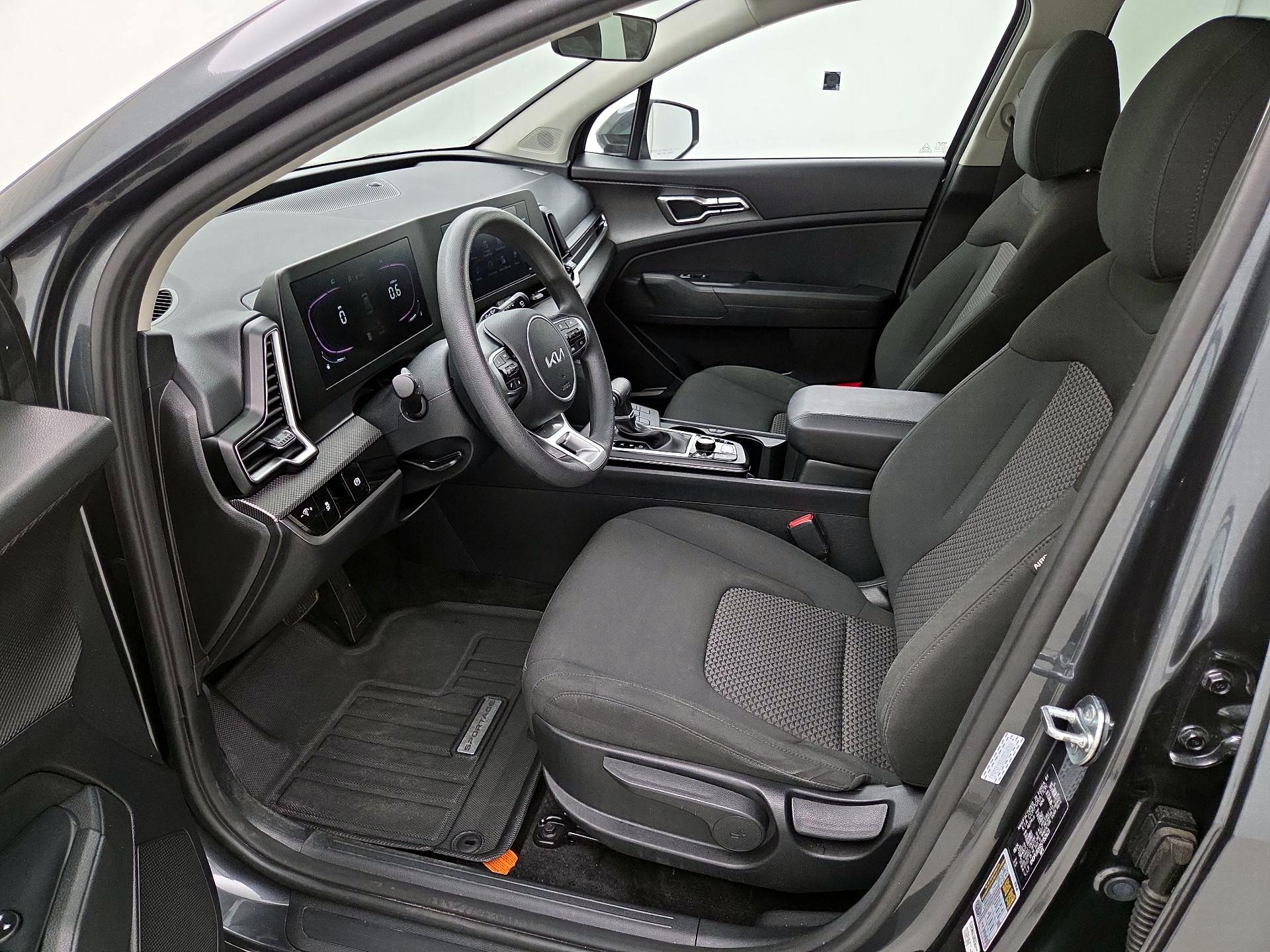 Thumbnail: 2025 Kia Sportage - 11