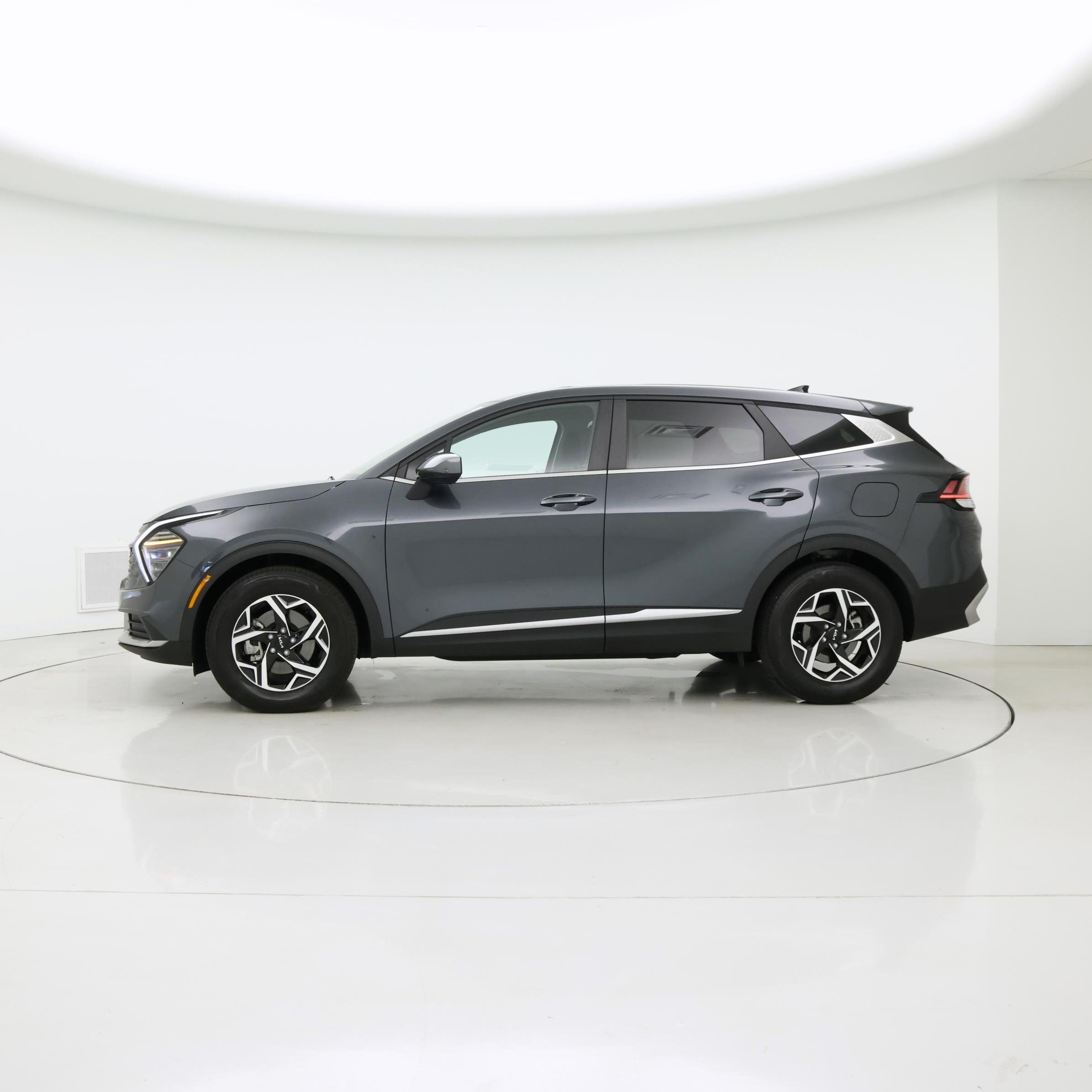 Thumbnail: 2025 Kia Sportage - 3