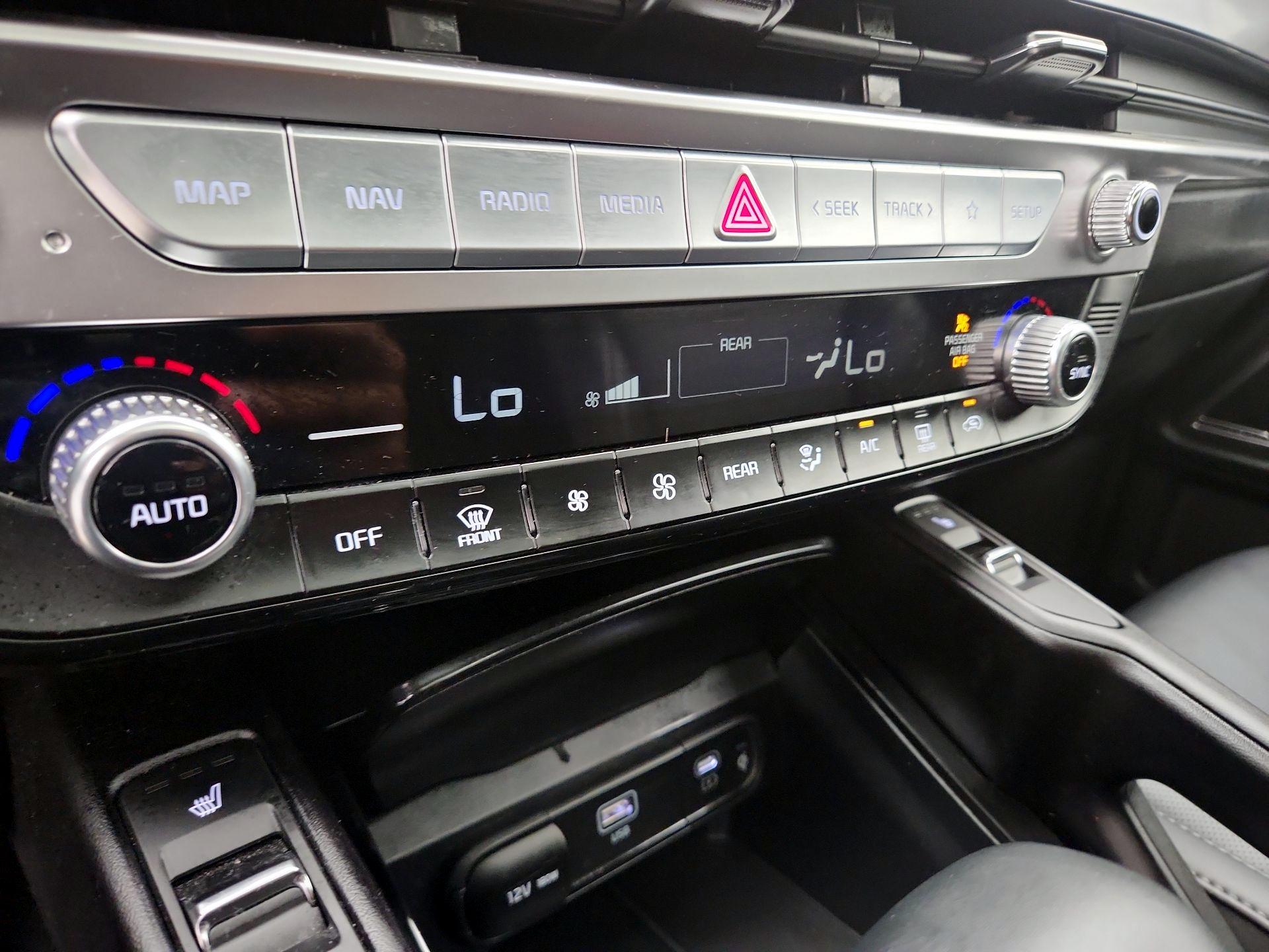 Thumbnail: 2025 Kia Telluride - 17