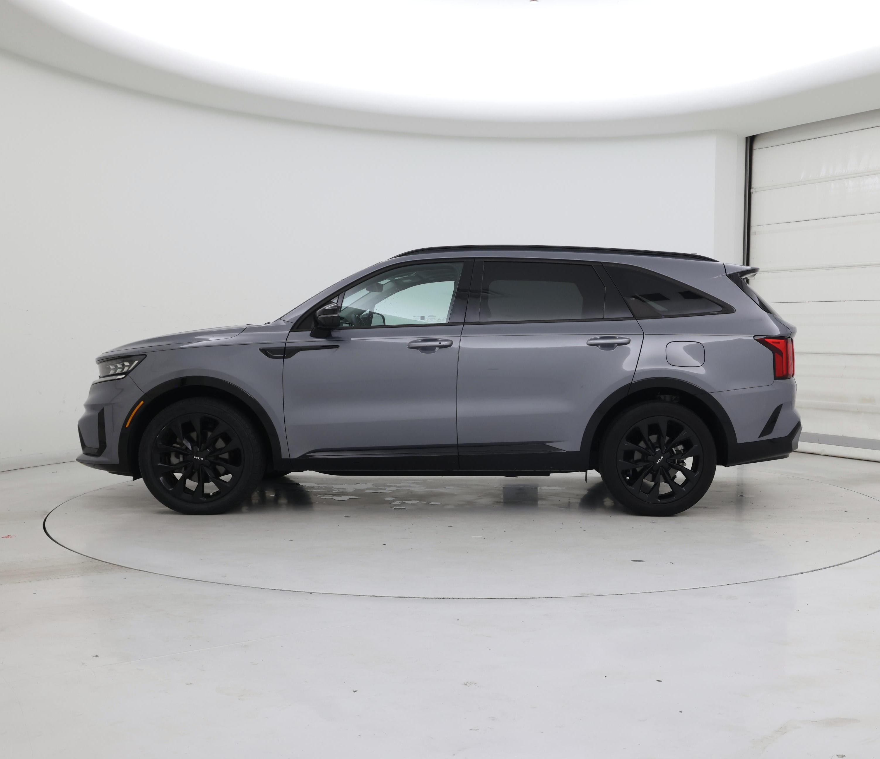 Thumbnail: 2023 Kia Sorento - 3