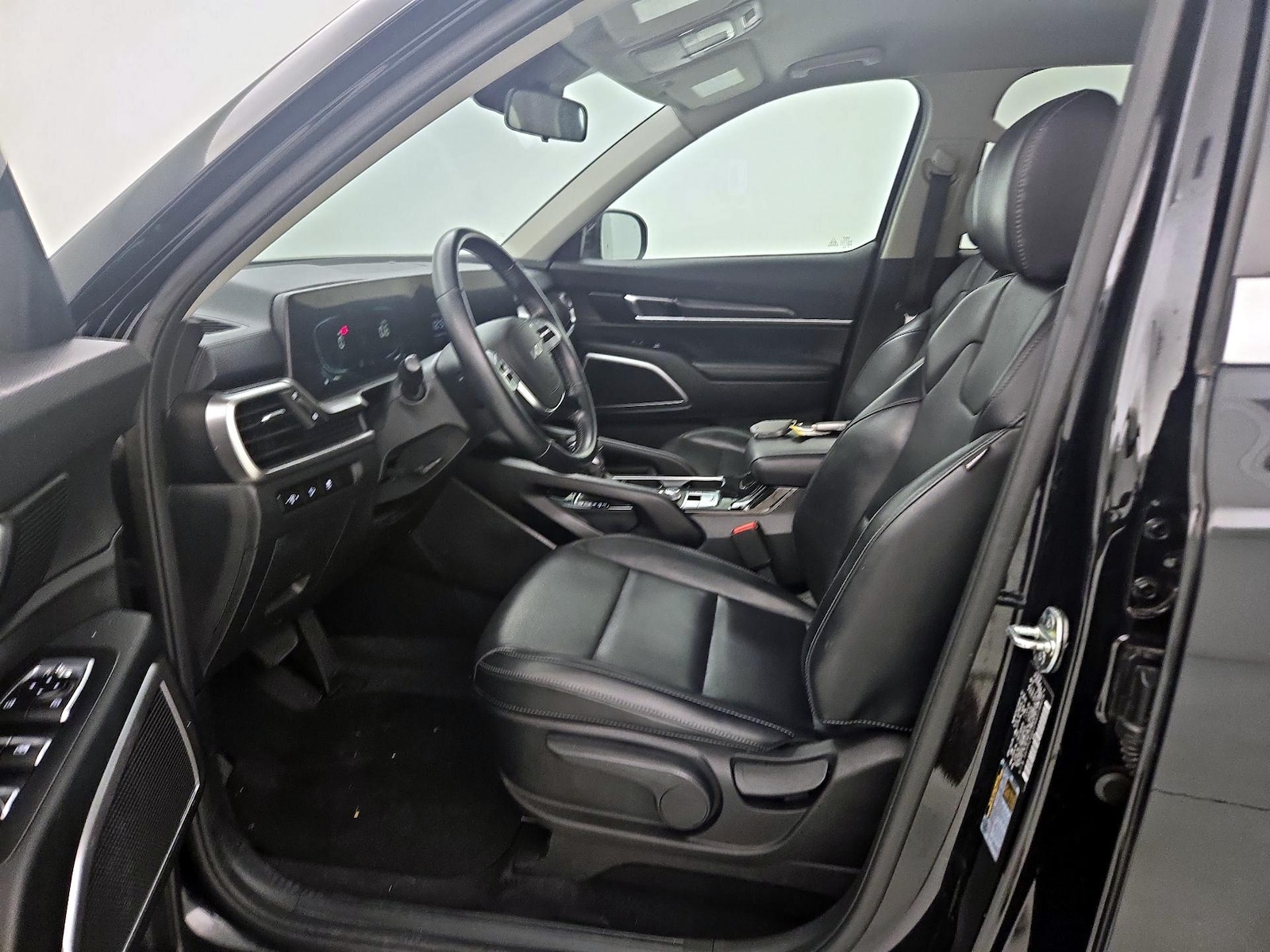 2024 Kia Telluride LX - Photo 12