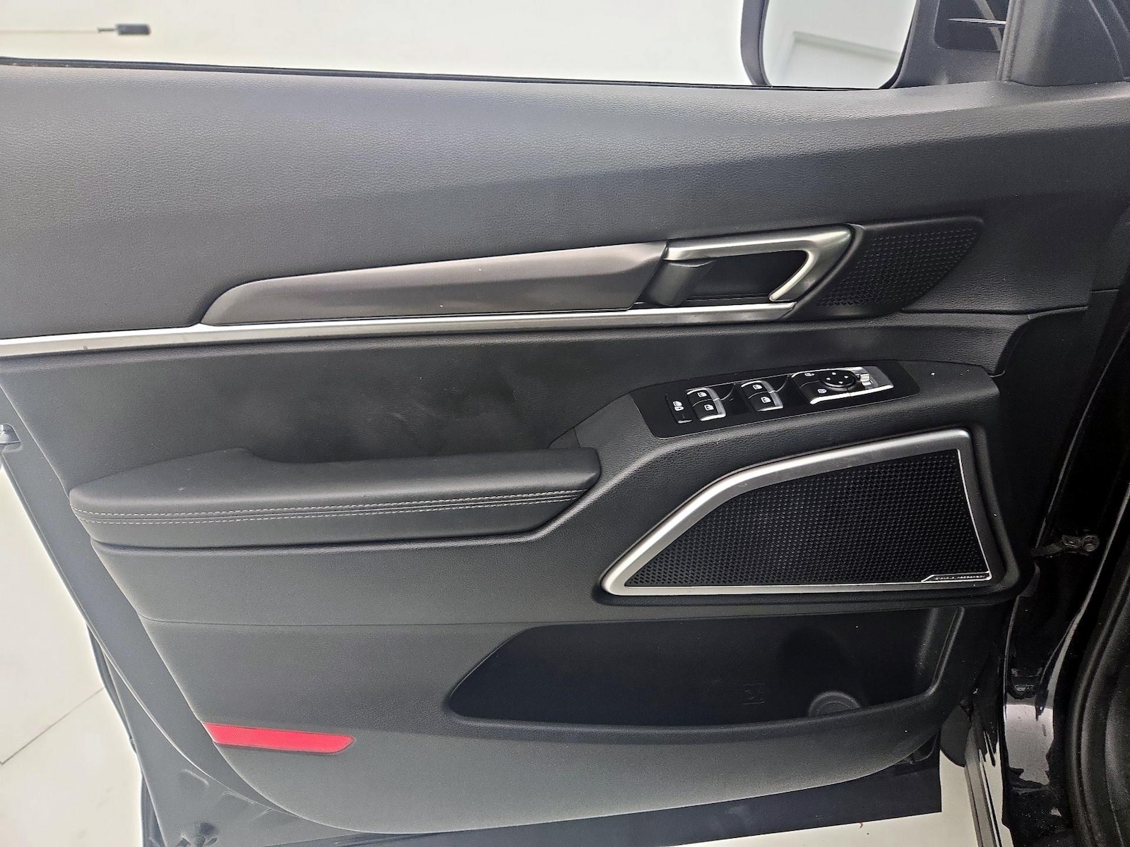 2024 Kia Telluride LX - Photo 13