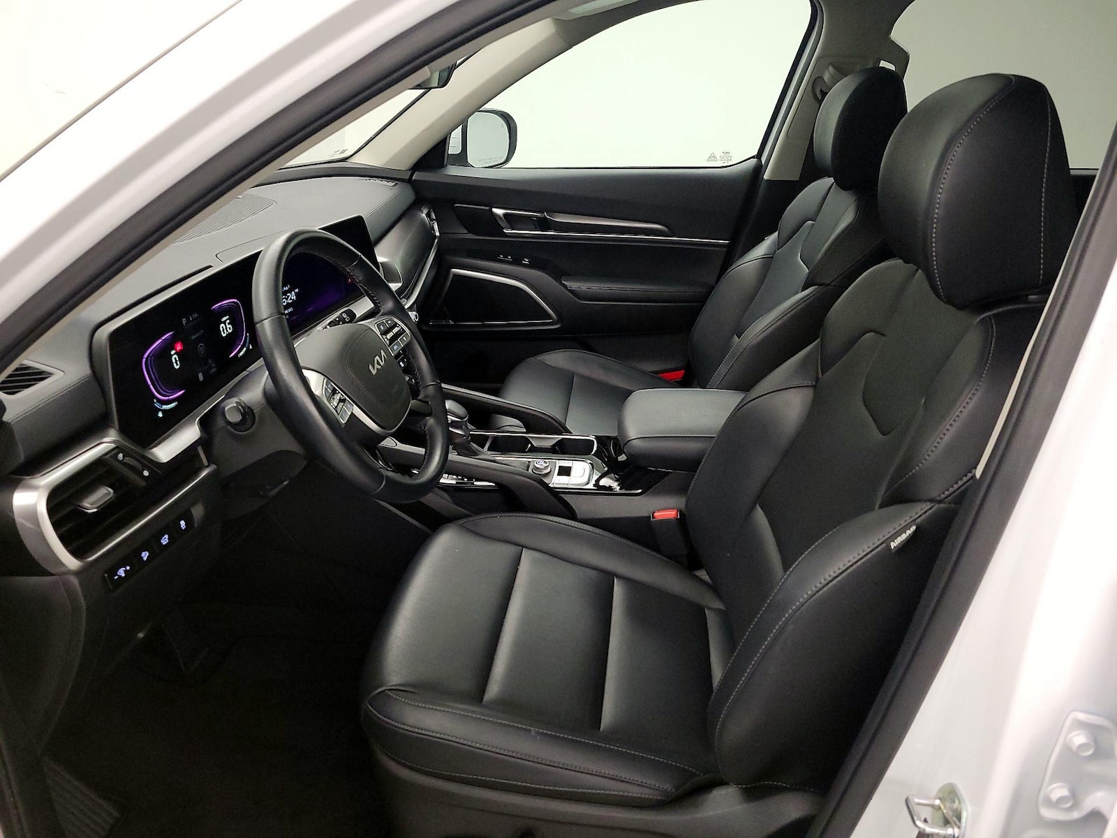 2025 Kia Telluride S - Photo 12