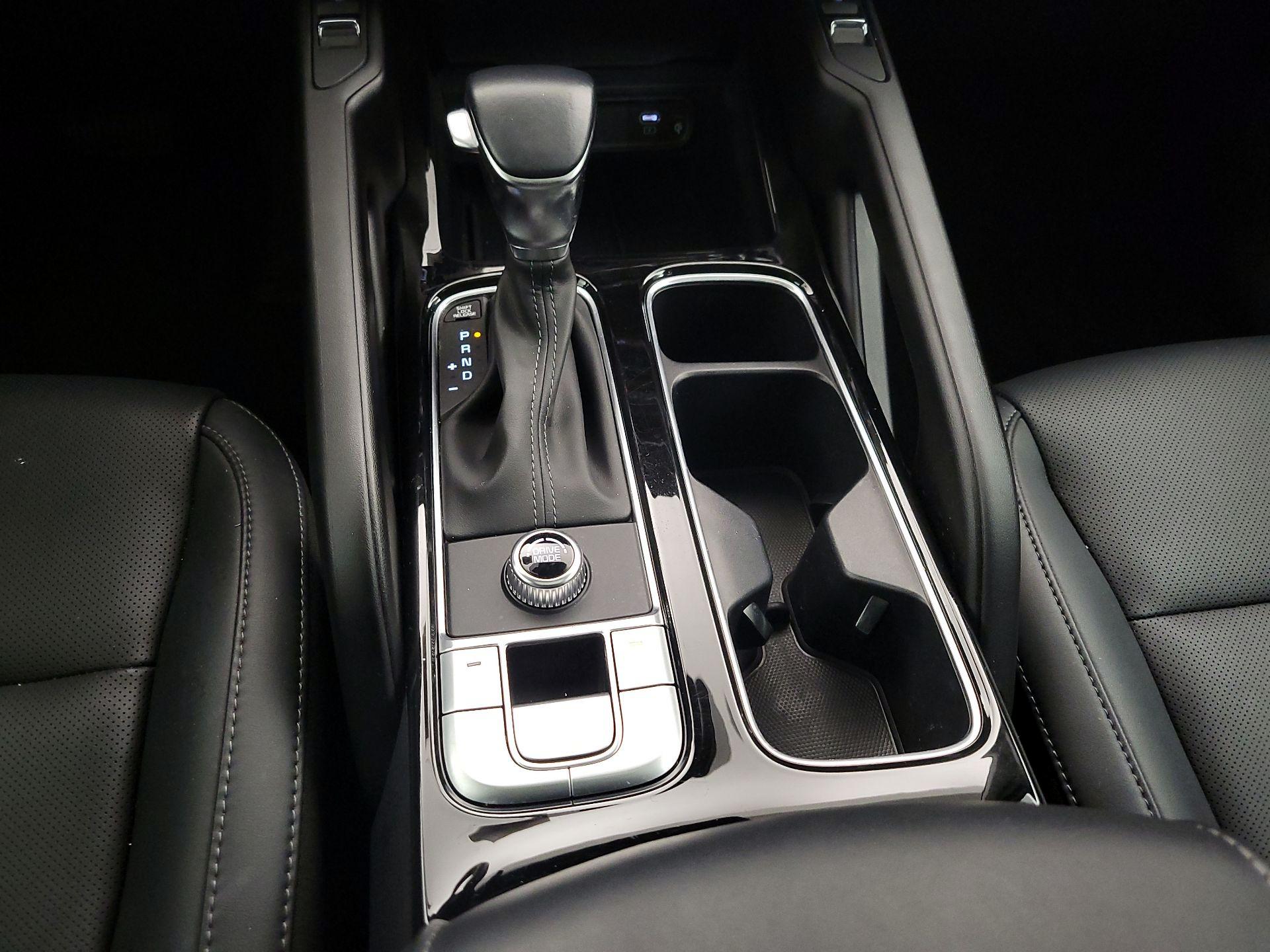 Thumbnail: 2025 Kia Telluride - 18