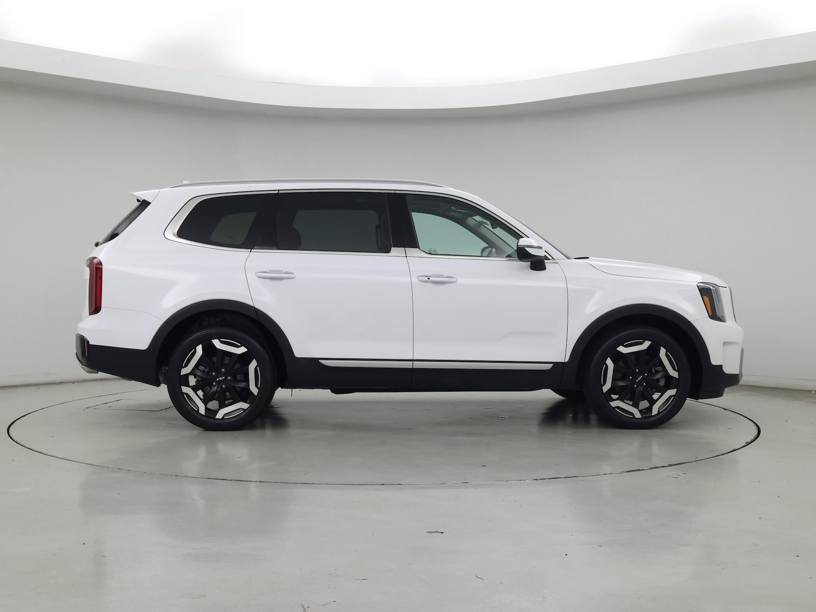 2025 Kia Telluride S - Photo 8