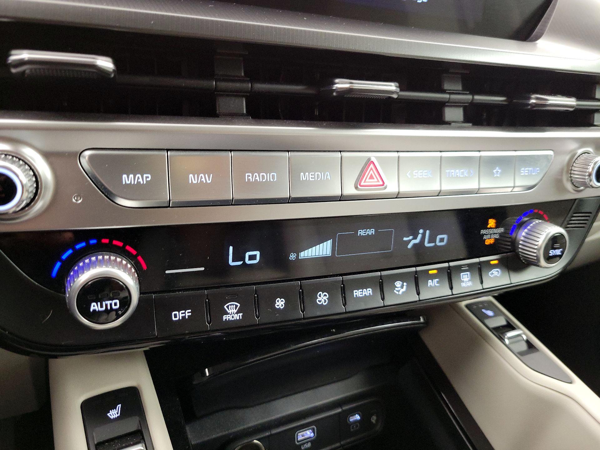 Thumbnail: 2025 Kia Telluride - 16