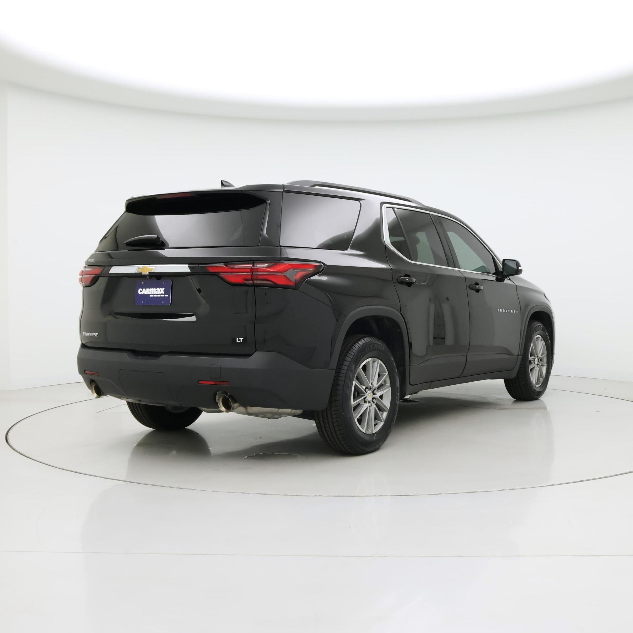 Thumbnail: 2023 Chevrolet Traverse - 8