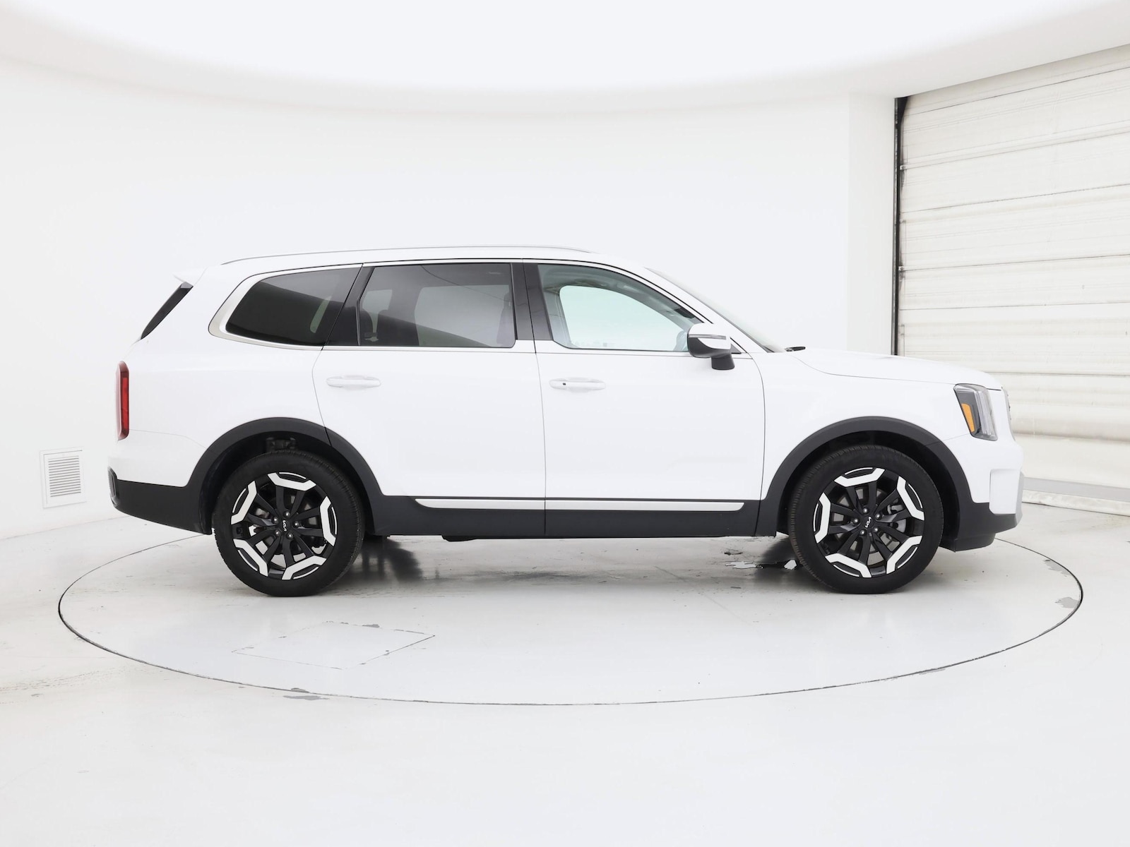 2025 Kia Telluride S - Photo 8