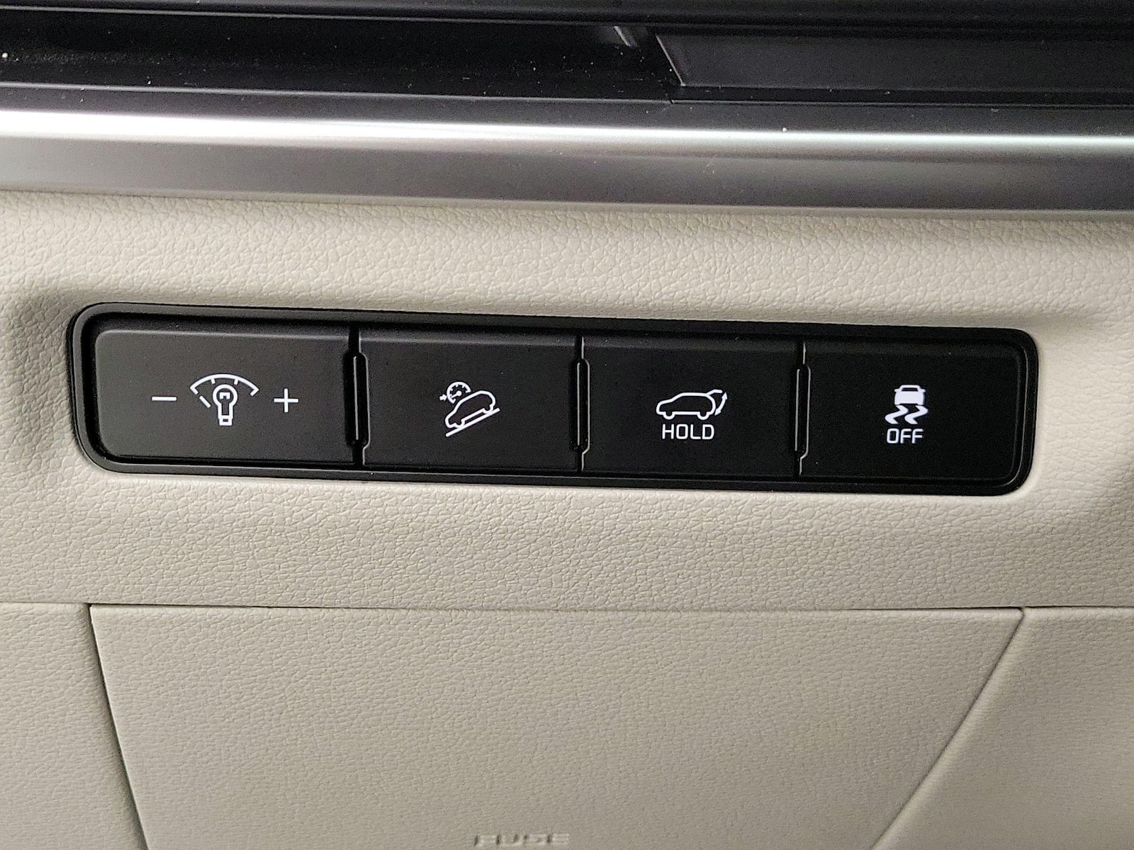 2025 Kia Telluride S - Photo 14