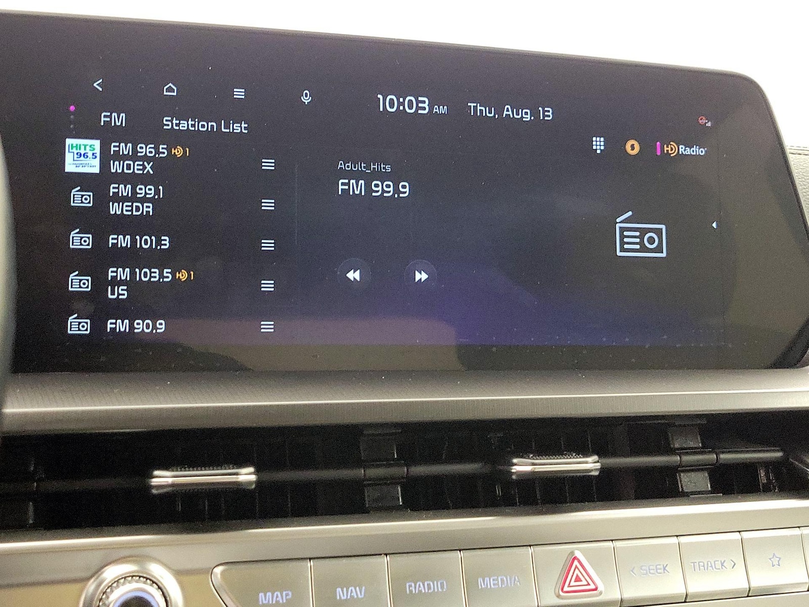 2025 Kia Telluride S - Photo 16