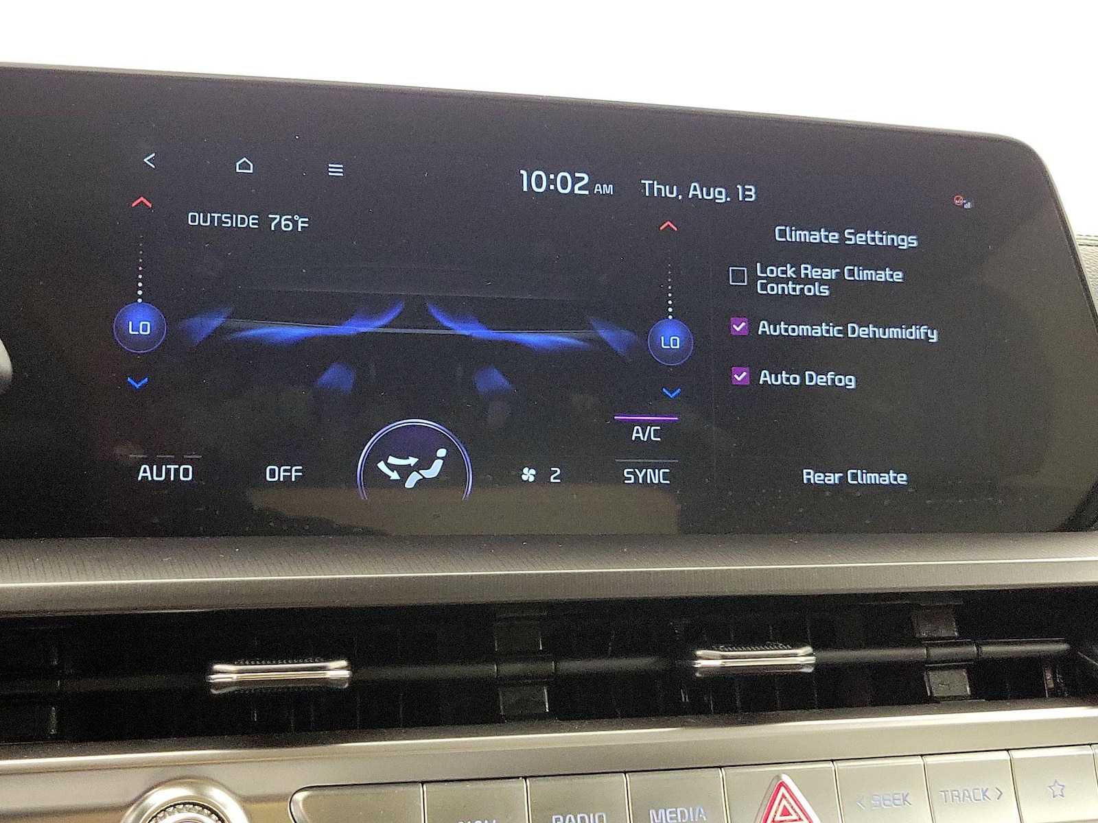 2025 Kia Telluride S - Photo 17