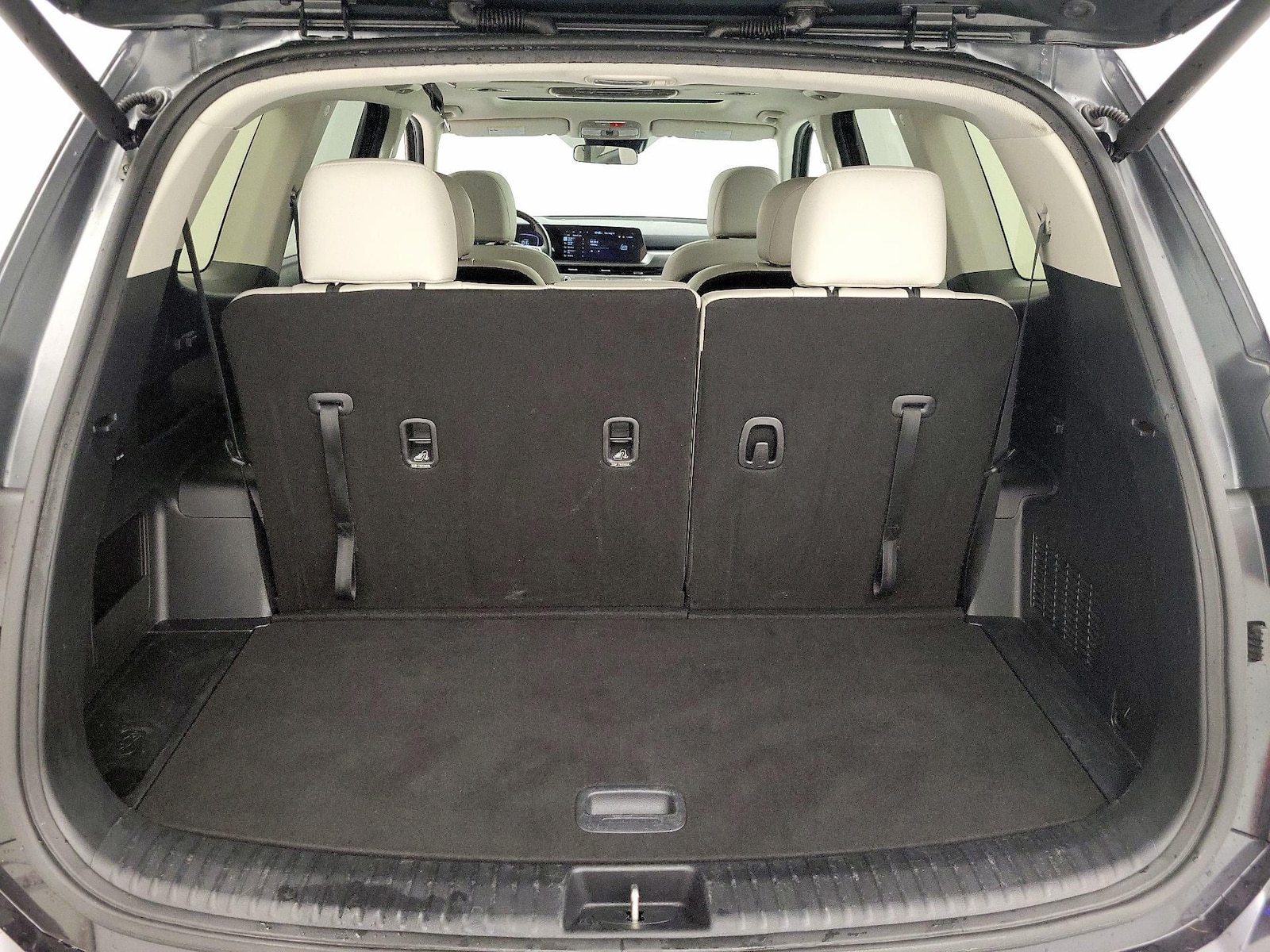 2025 Kia Telluride S - Photo 23