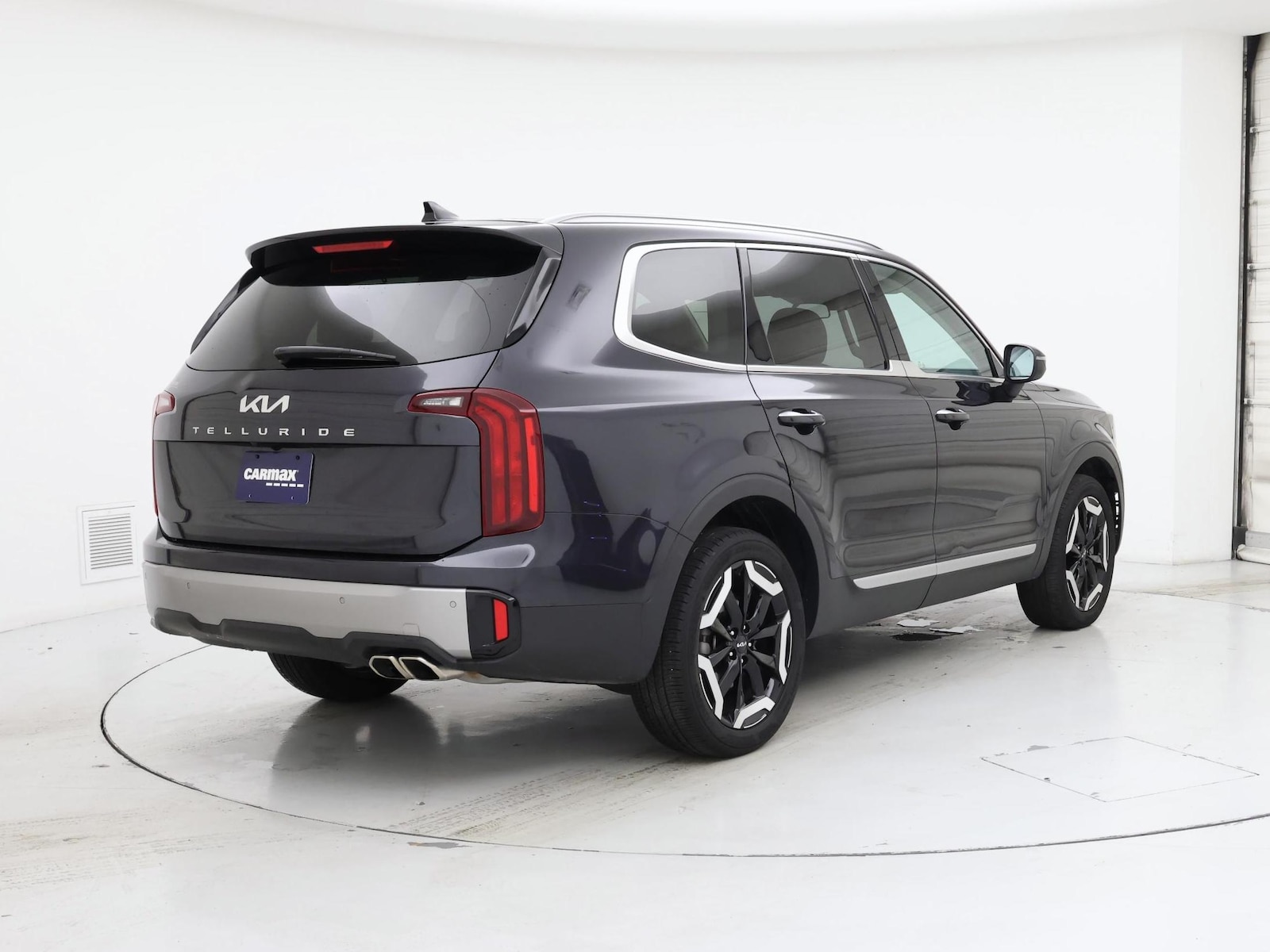 2025 Kia Telluride S - Photo 9