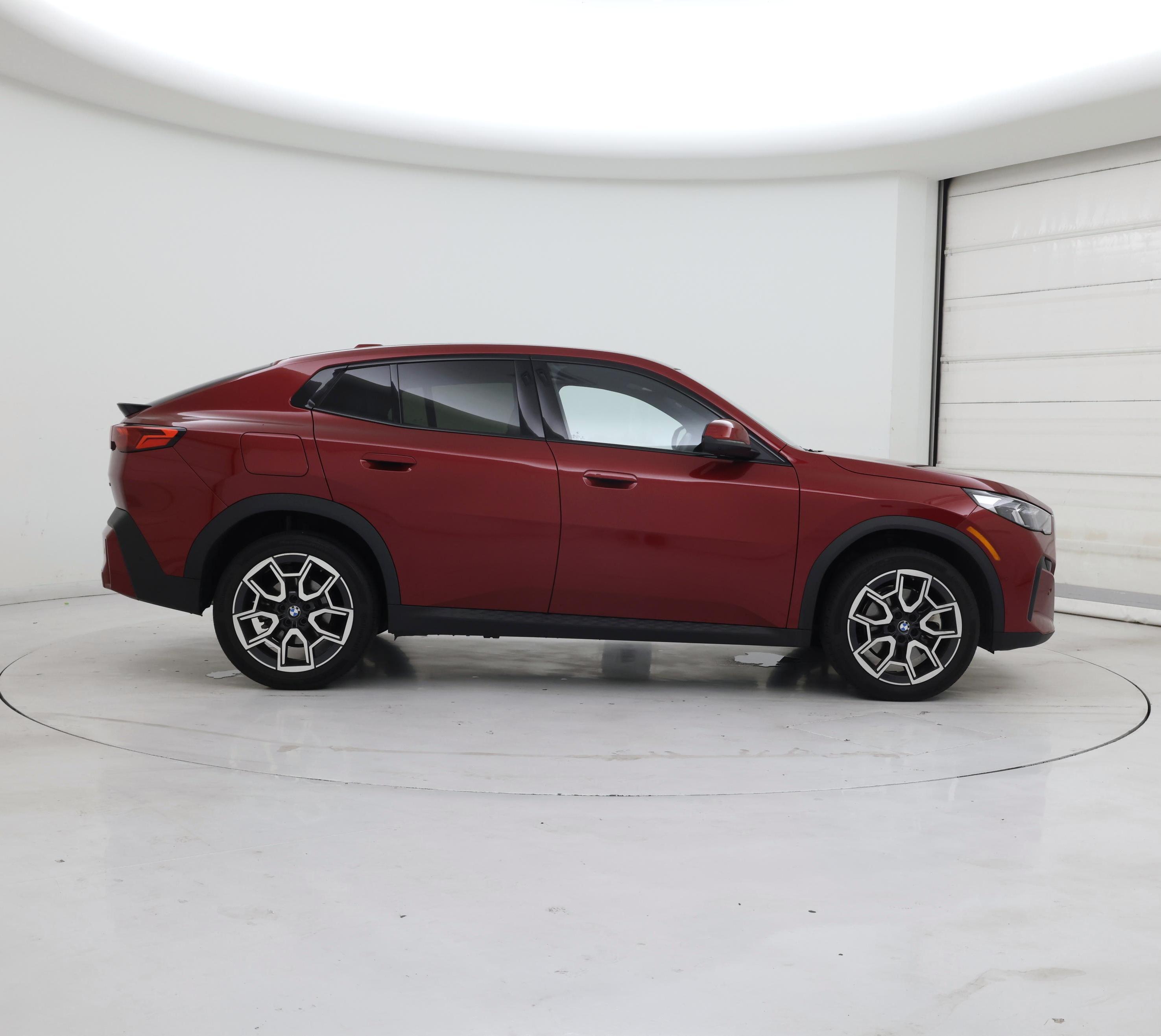 Thumbnail: 2025 BMW X2 - 7
